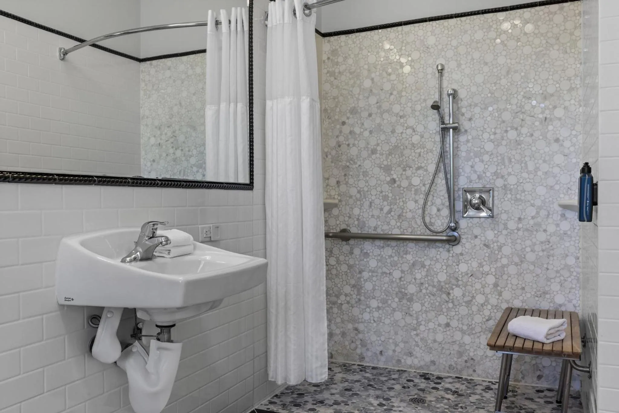 Bathroom in Inn at the Park