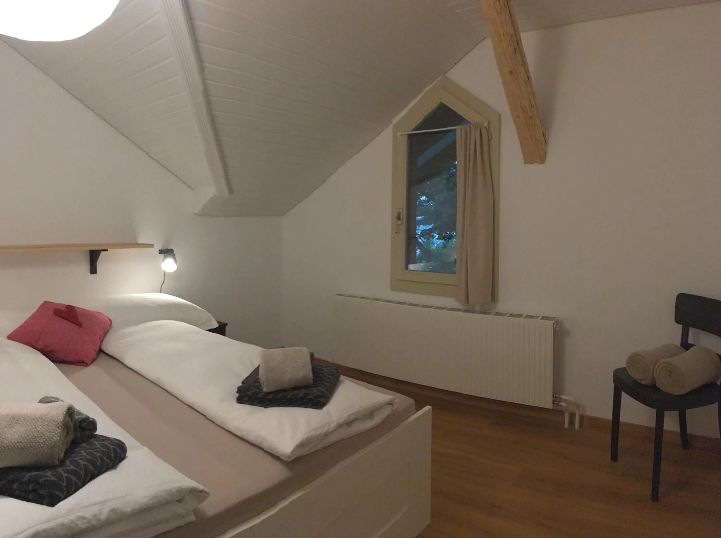 Bedroom, Bed in B3 Apartment