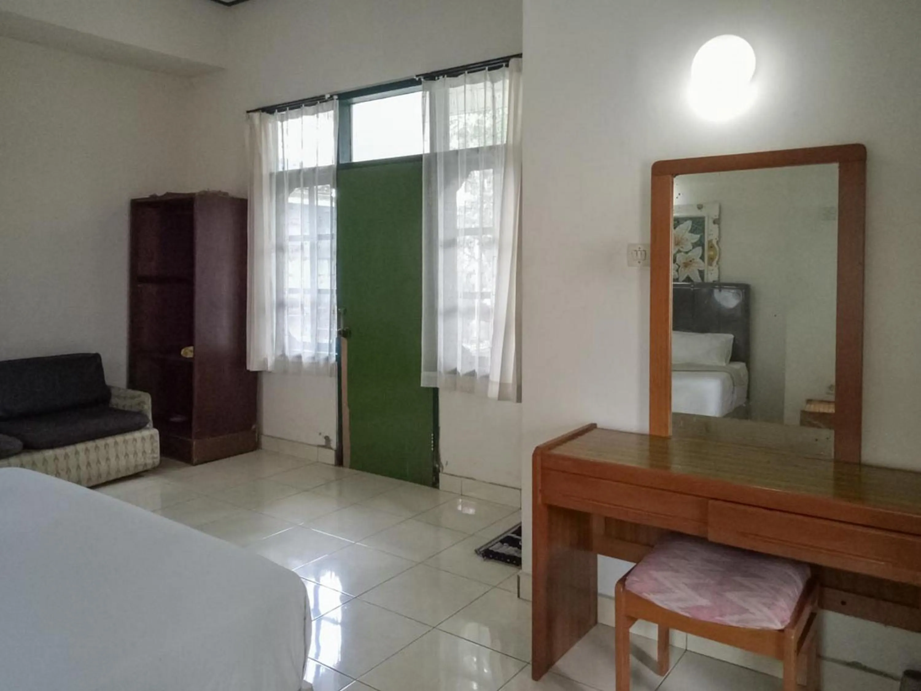 Living room, Bed in DATON HOUSE near Bali Zoo Ubud Mitra RedDoorz