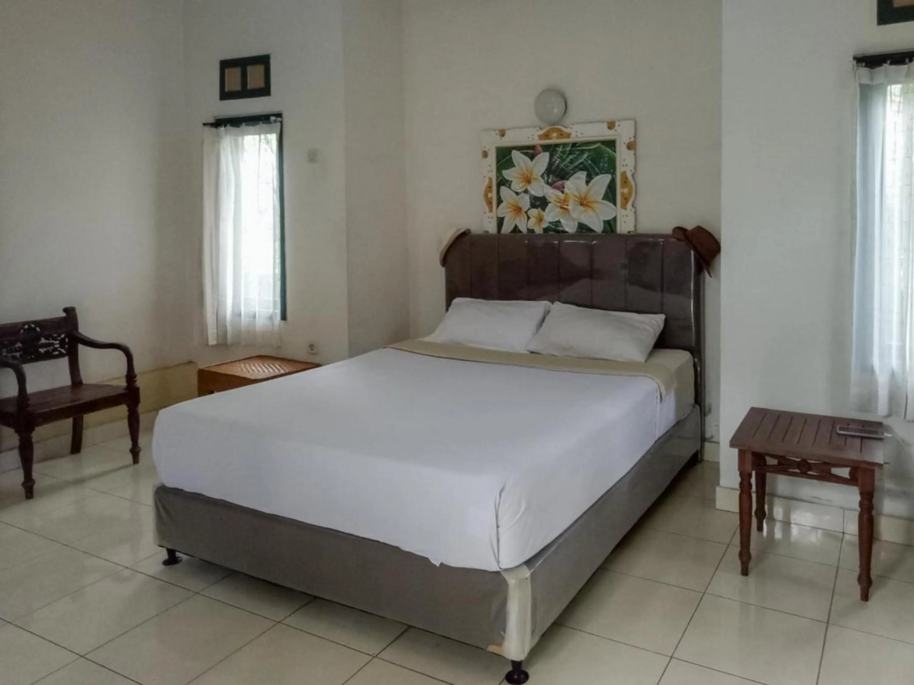 Bed in DATON HOUSE near Bali Zoo Ubud Mitra RedDoorz
