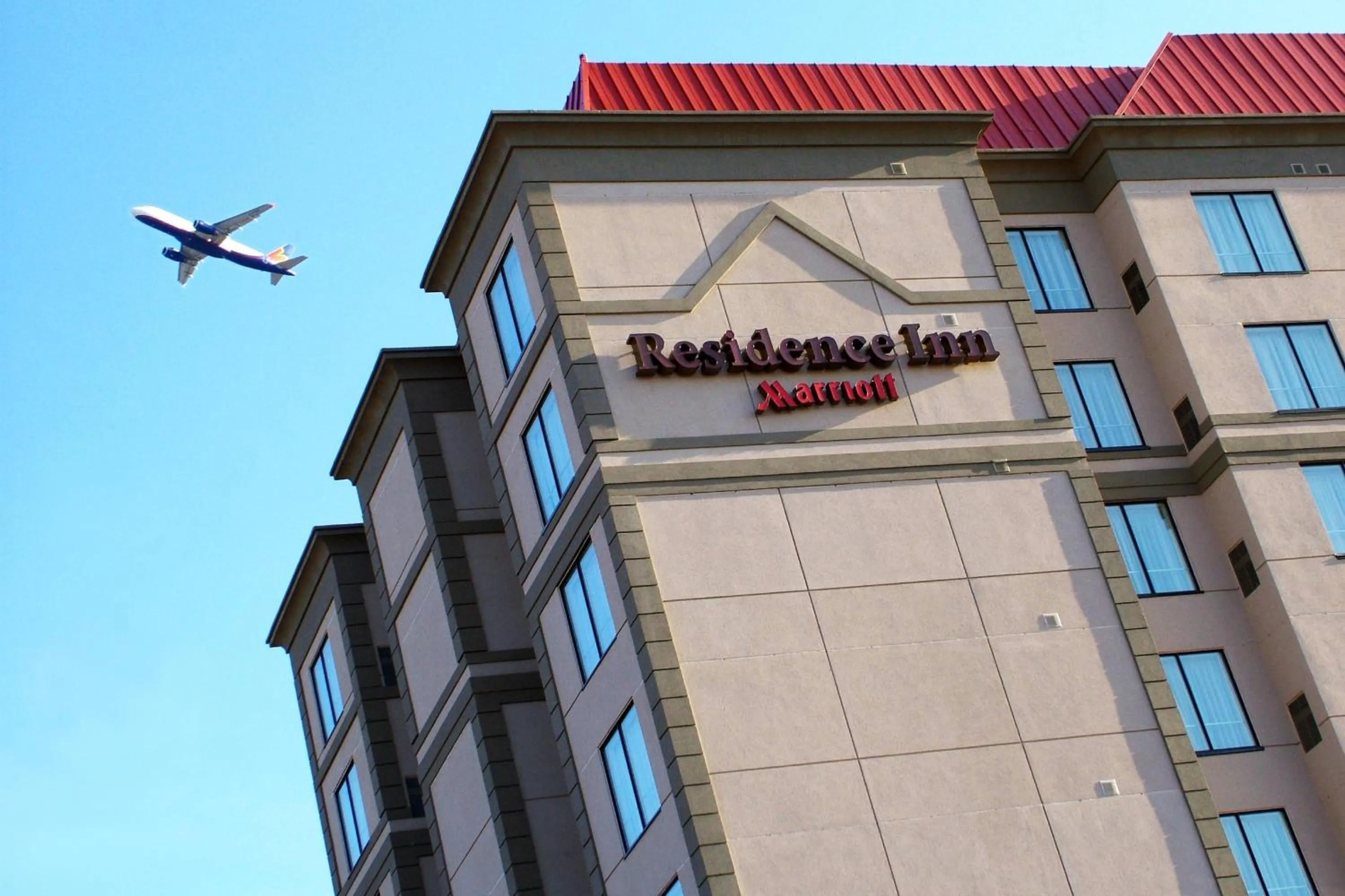 Property building in Residence Inn by Marriott Toronto Airport