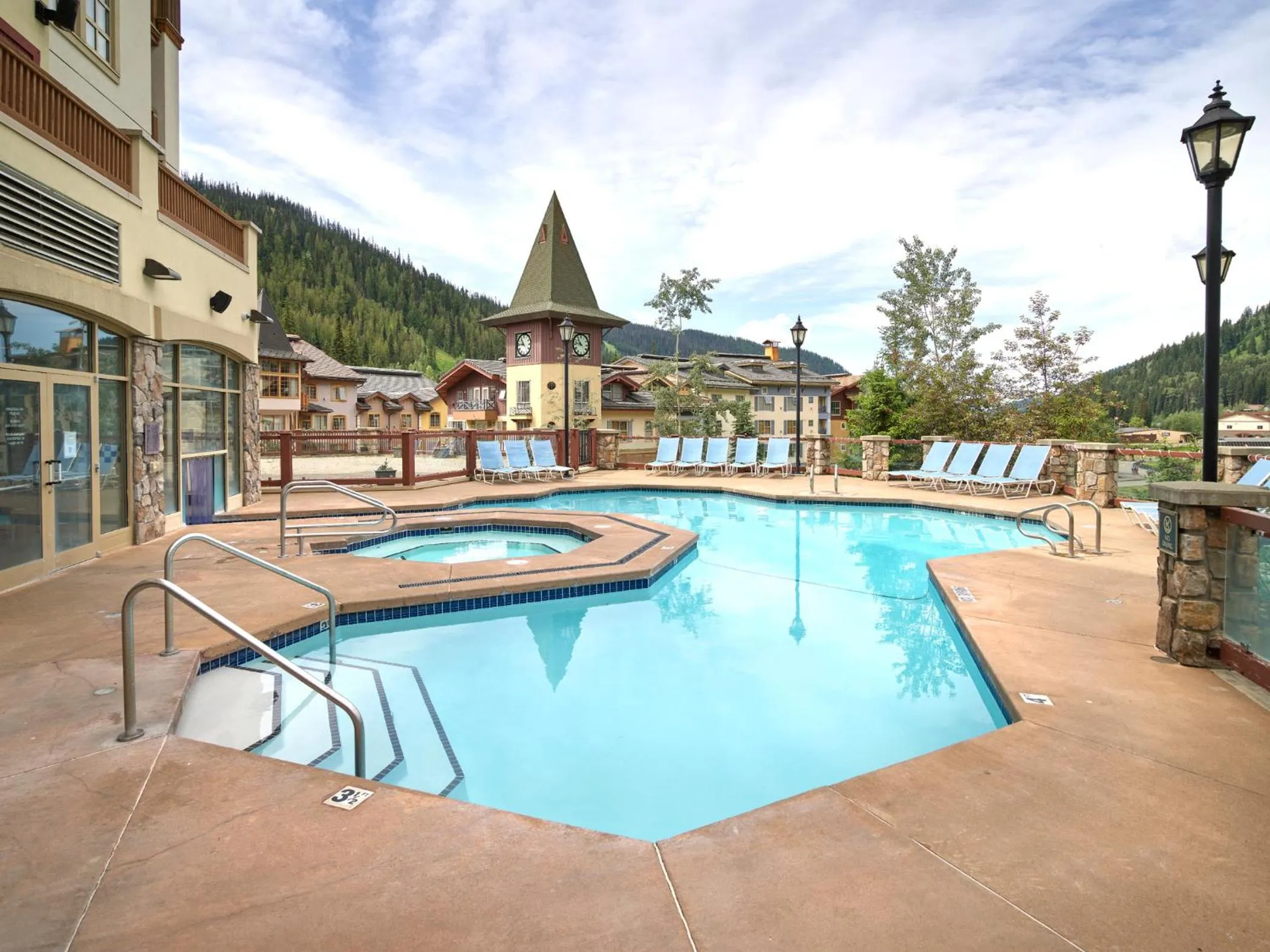 Swimming pool in Sun Peaks Grand Hotel & Conference Centre