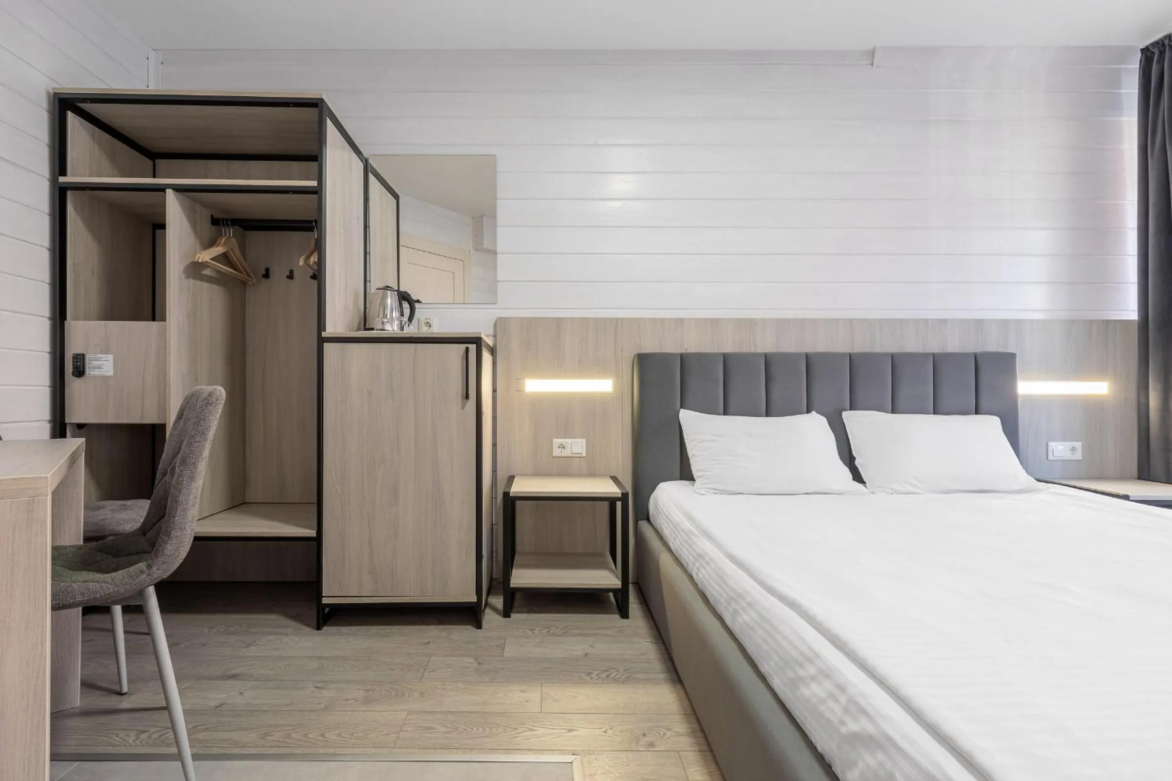 Decorative detail, Bed in Milli&Jon SPA