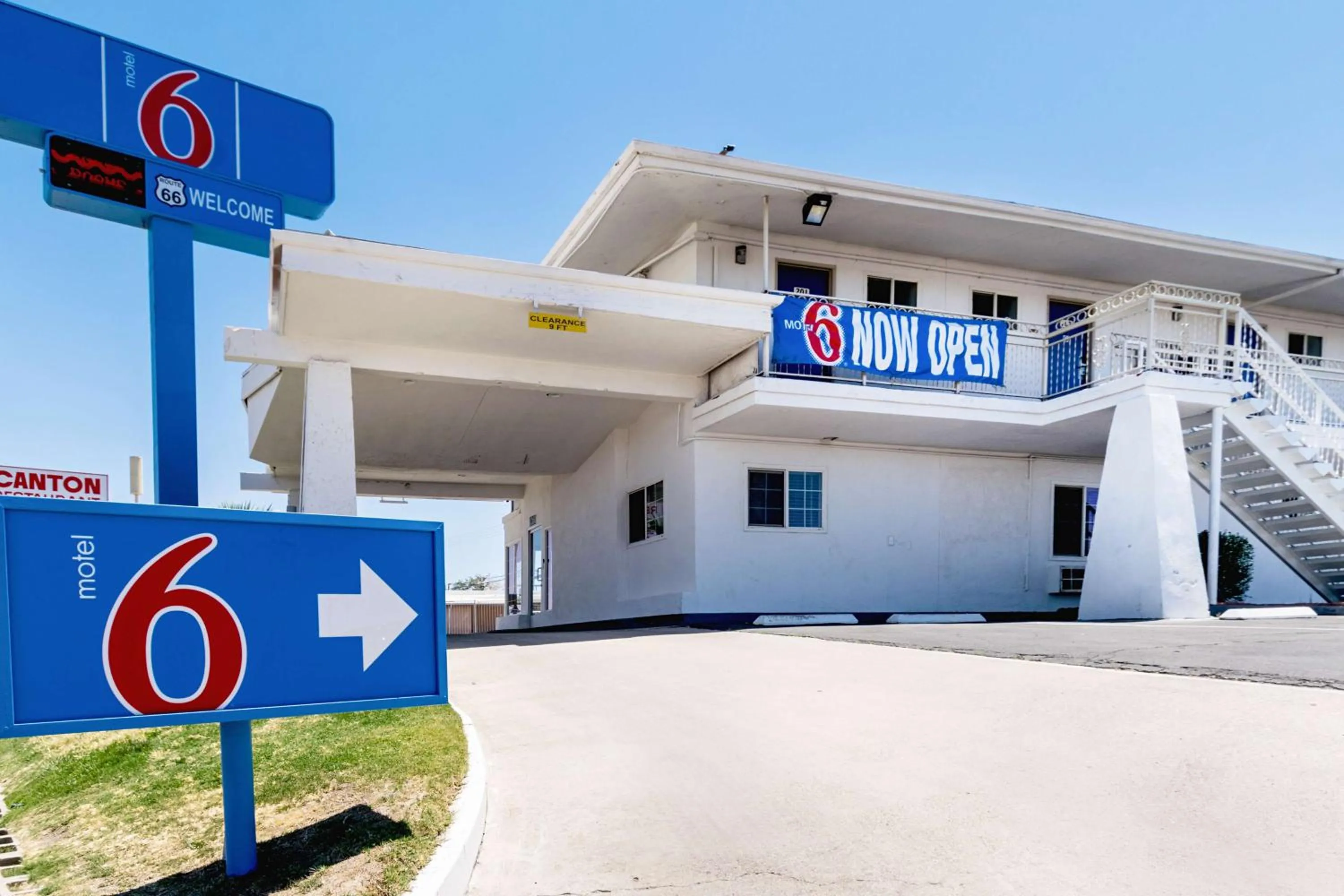 Property building in Motel 6-Barstow, CA - Route 66