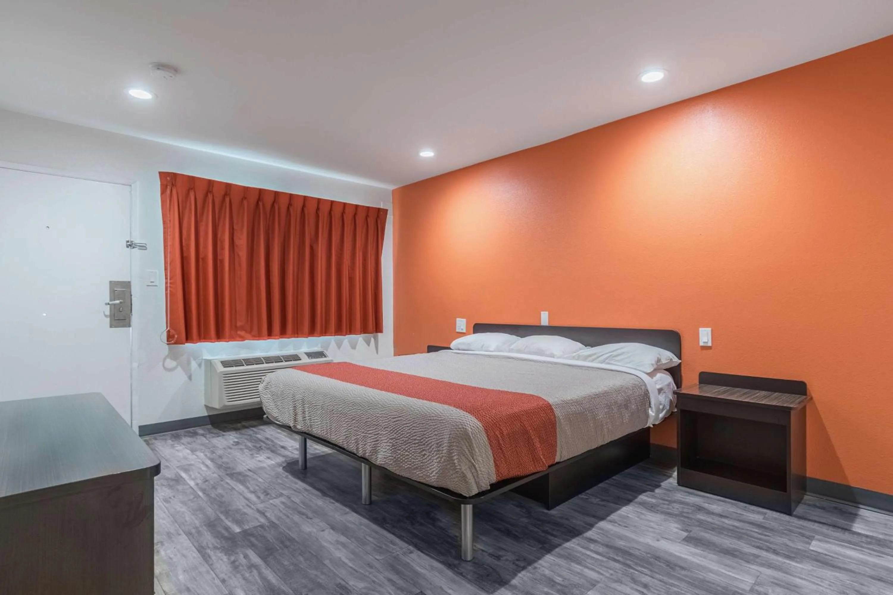 Photo of the whole room, Bed in Motel 6-Barstow, CA - Route 66