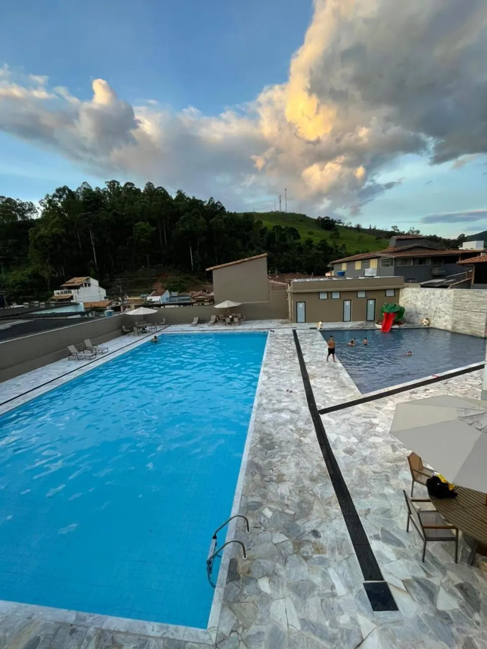 Swimming pool in Pousada Reserva Central