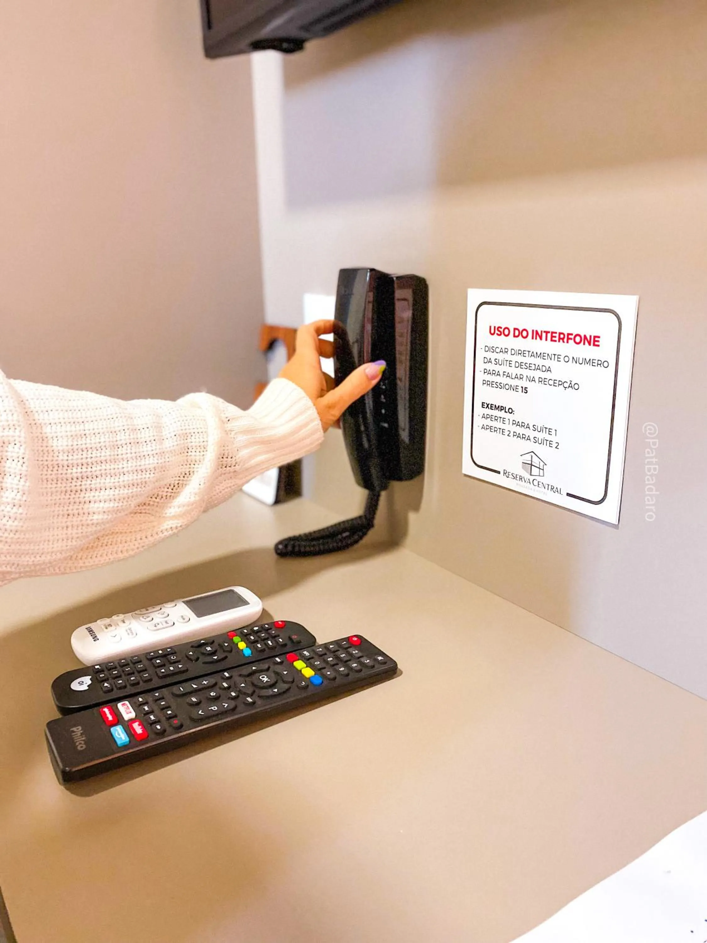 microwave in Pousada Reserva Central