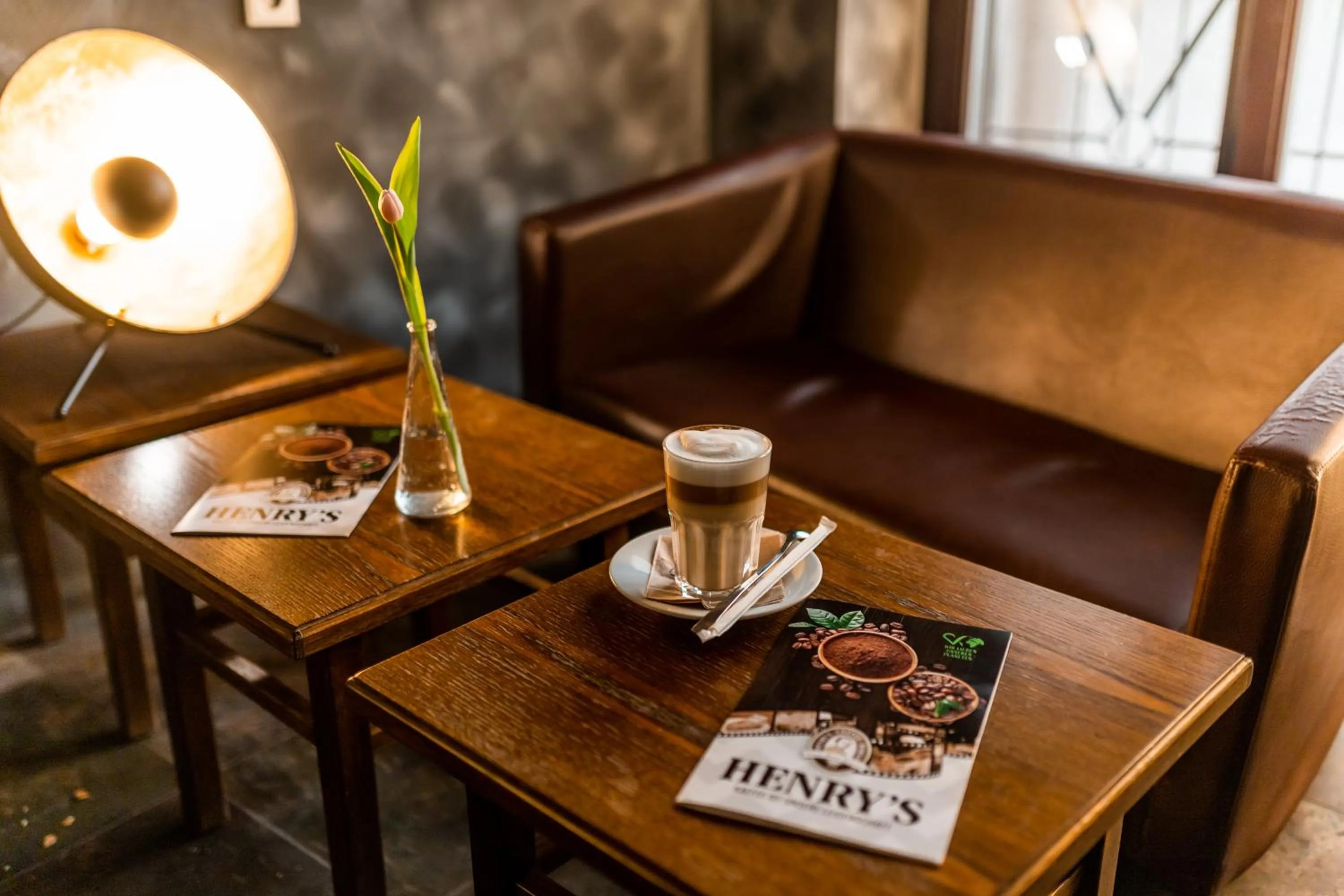 Restaurant/places to eat in Henriettas Sleeping