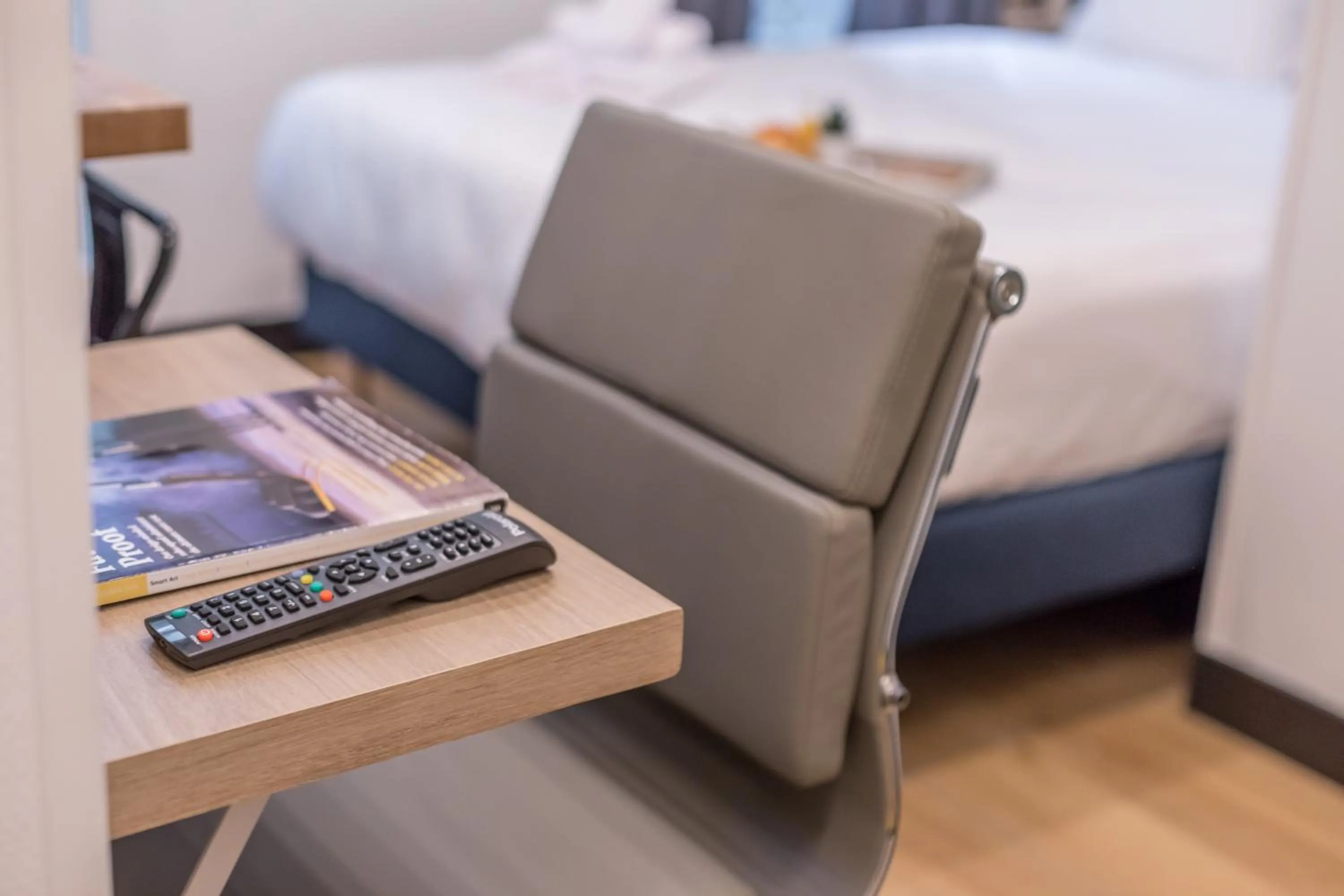 Decorative detail, Bed in WS Champs-Elysées - Colomb