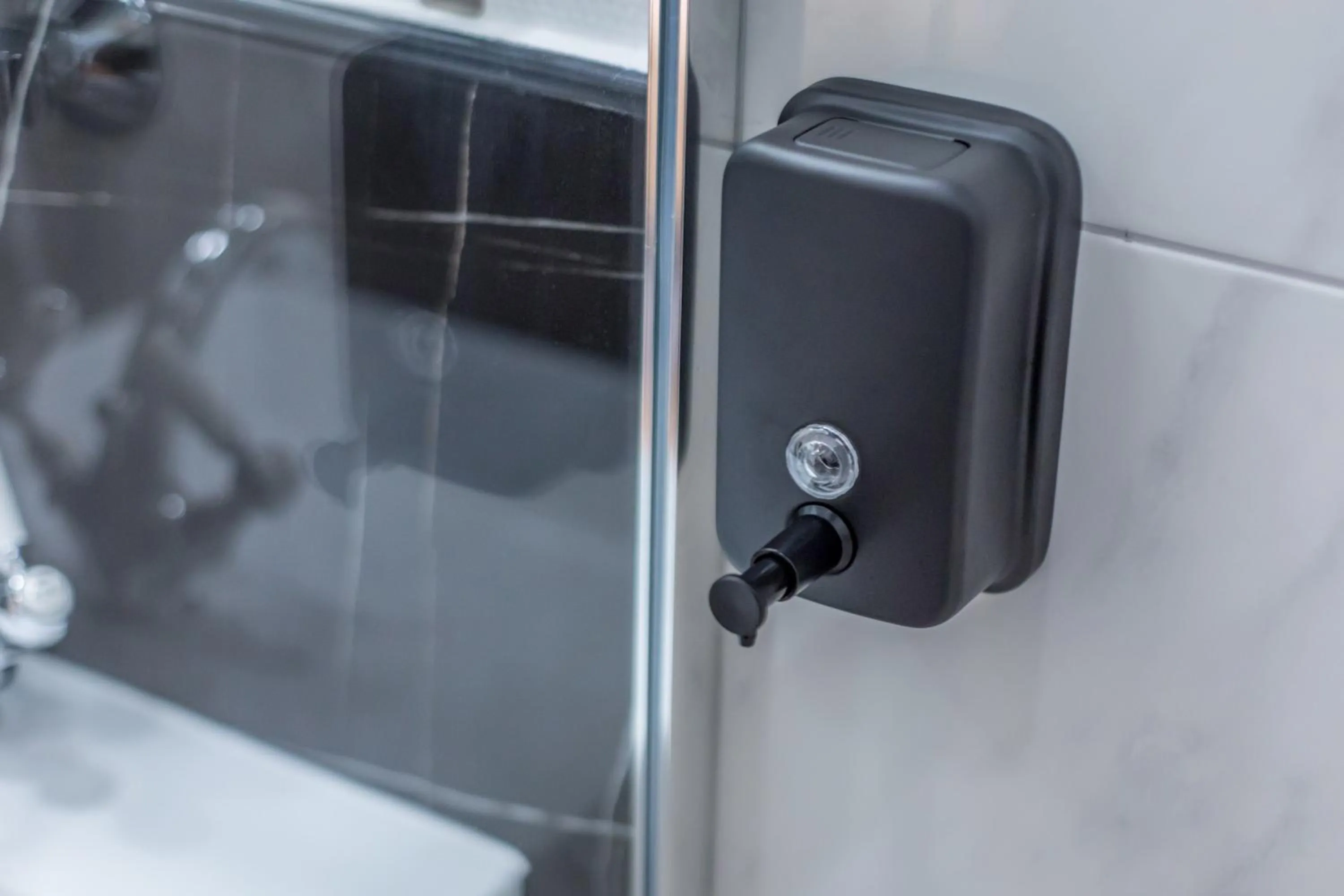 Bathroom in WS Champs-Elysées - Colomb