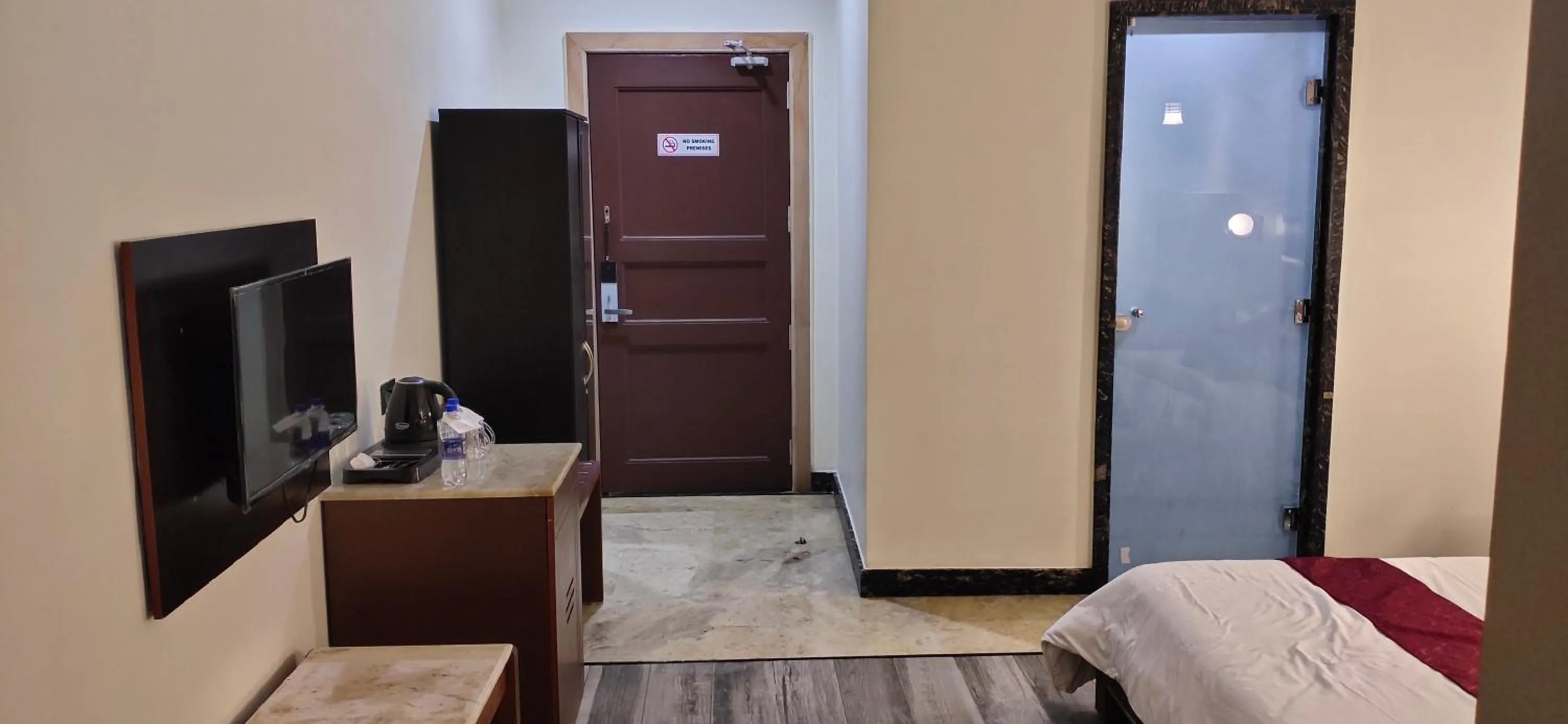 TV and multimedia, Bed in The Jamun Tree