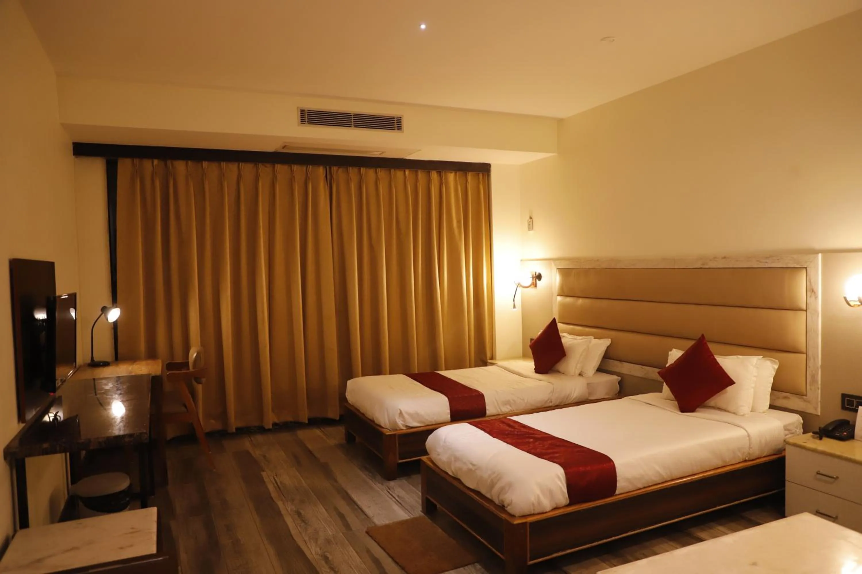 Bedroom, Bed in The Jamun Tree