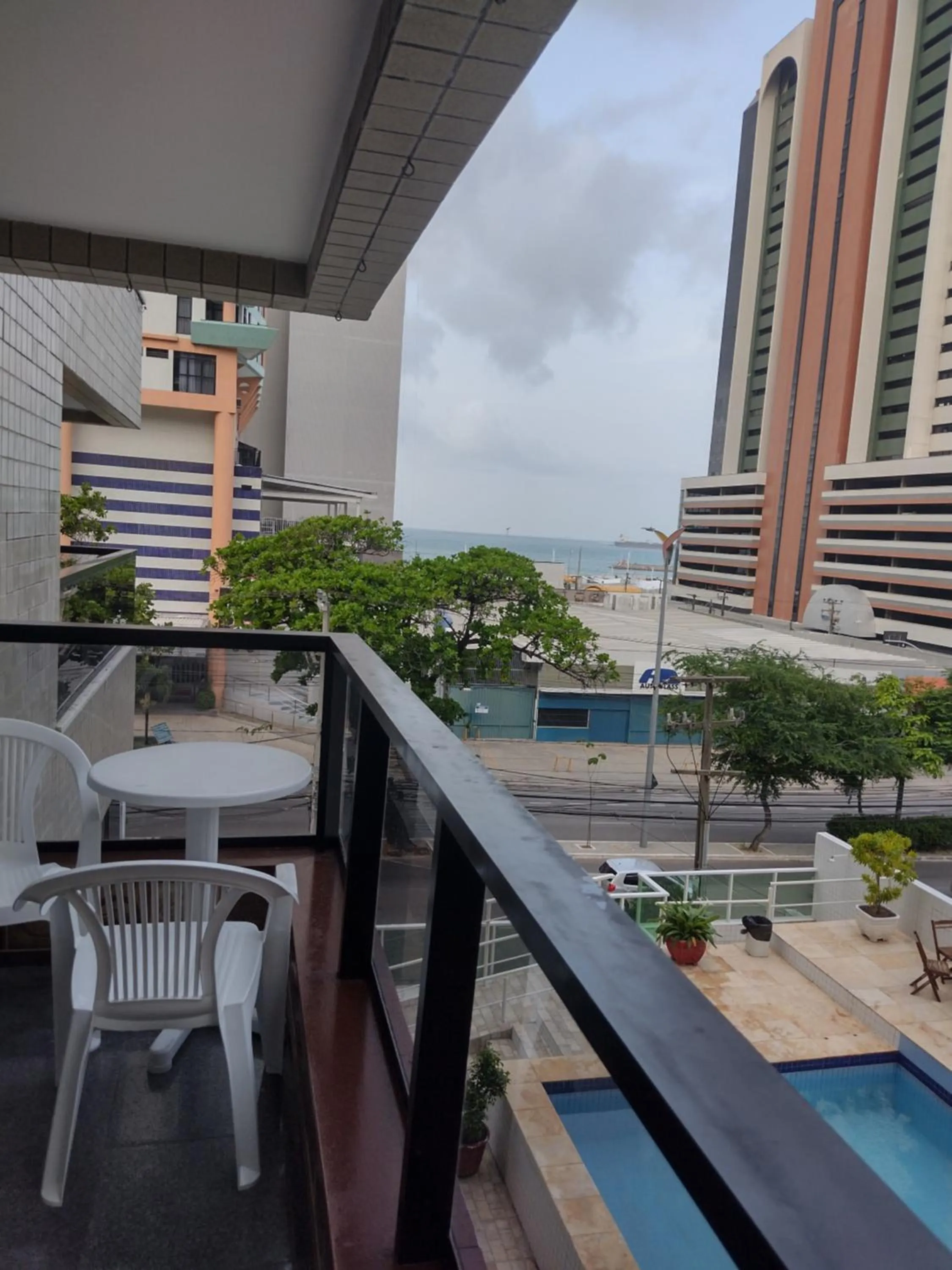 Balcony/Terrace in Via Venetto Flat próximo a feirinha da beira-mar Fortaleza