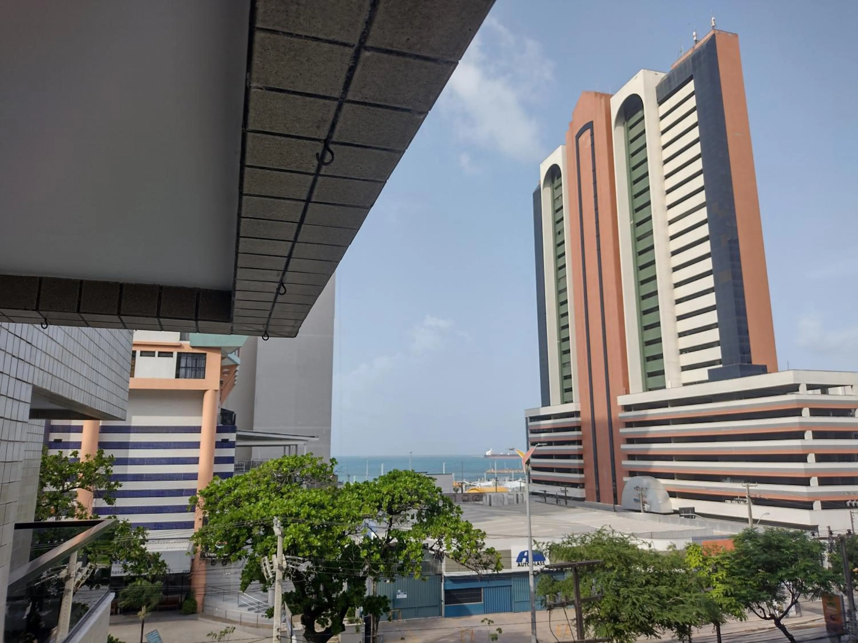 Balcony/Terrace in Via Venetto Flat próximo a feirinha da beira-mar Fortaleza