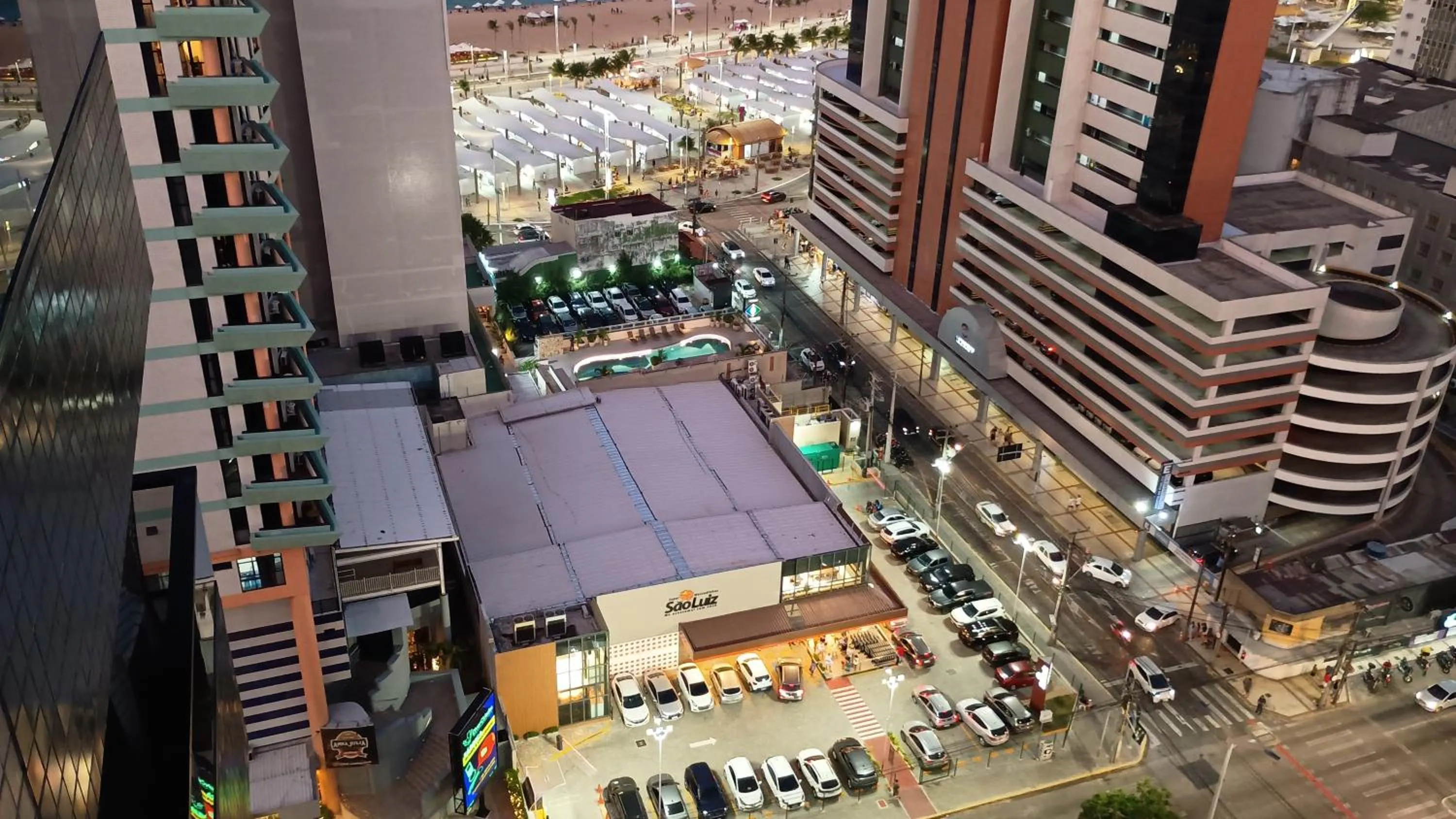 Bird's eye view in Via Venetto Flat próximo a feirinha da beira-mar Fortaleza