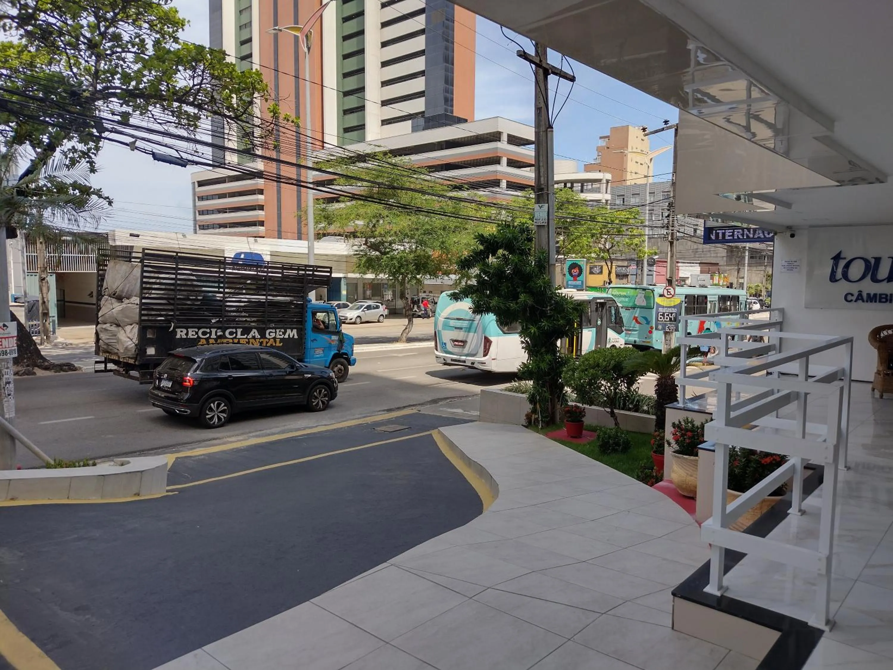 On-site shops in Via Venetto Flat próximo a feirinha da beira-mar Fortaleza