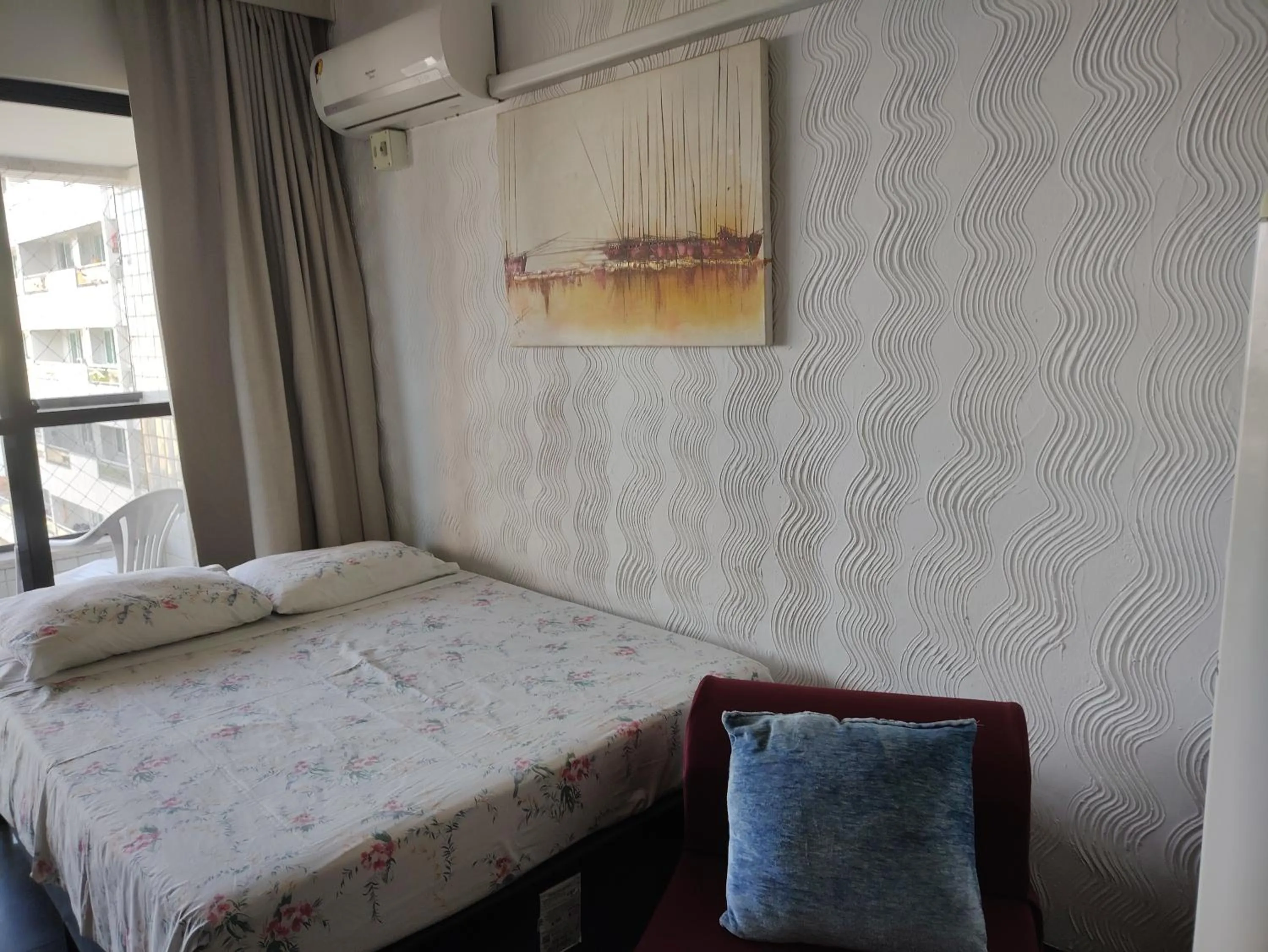 Communal lounge/ TV room, Bed in Via Venetto Flat próximo a feirinha da beira-mar Fortaleza