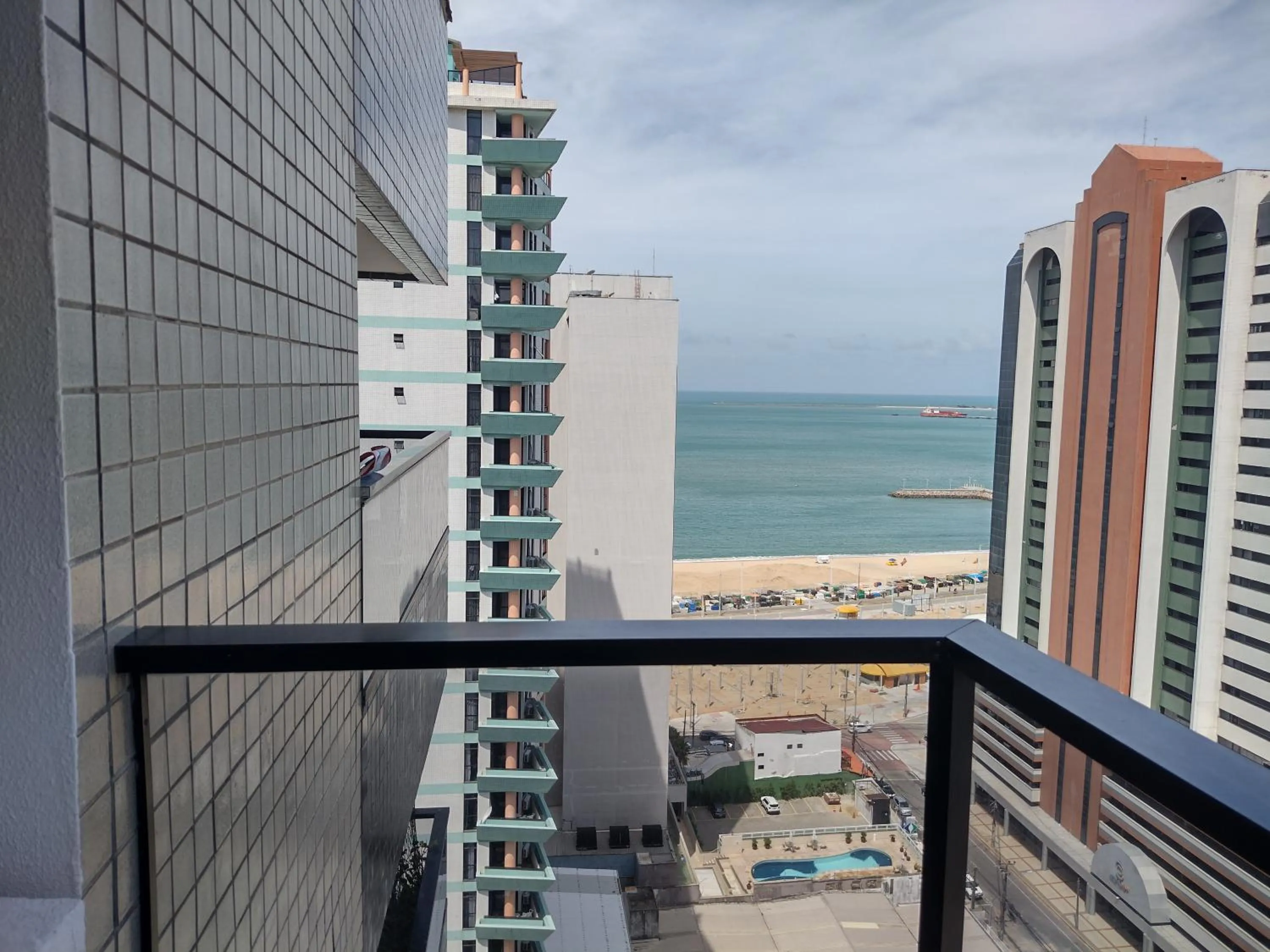 Balcony/Terrace in Via Venetto Flat próximo a feirinha da beira-mar Fortaleza