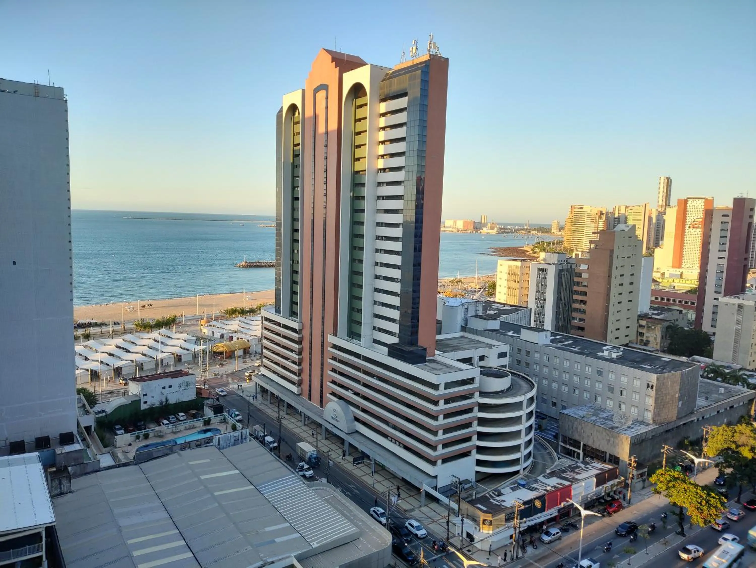 Sunset in Via Venetto Flat próximo a feirinha da beira-mar Fortaleza