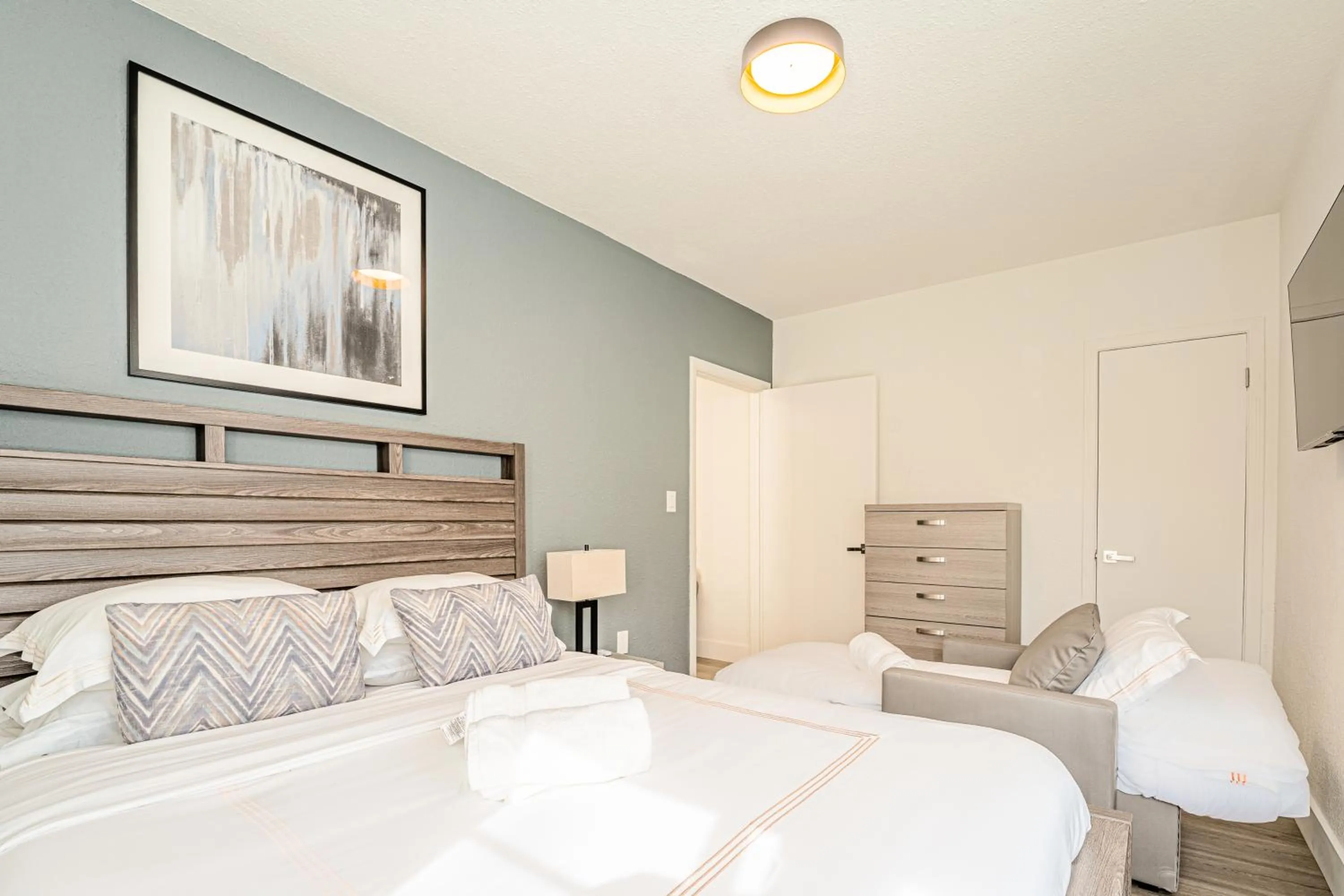 Bed in PRAIA Hotel Boutique & Apartments Miami Beach