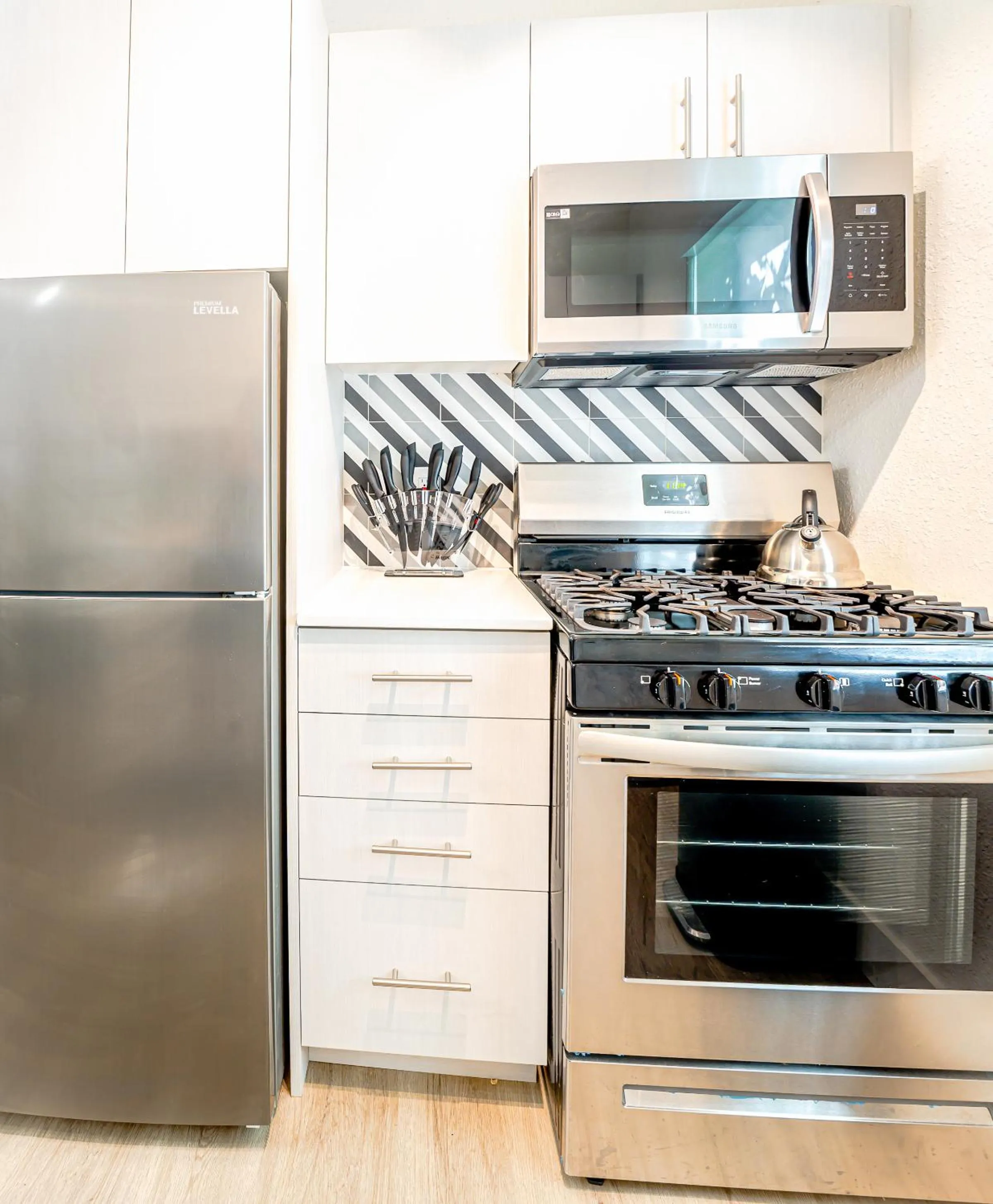 Kitchen or kitchenette in PRAIA Hotel Boutique & Apartments Miami Beach