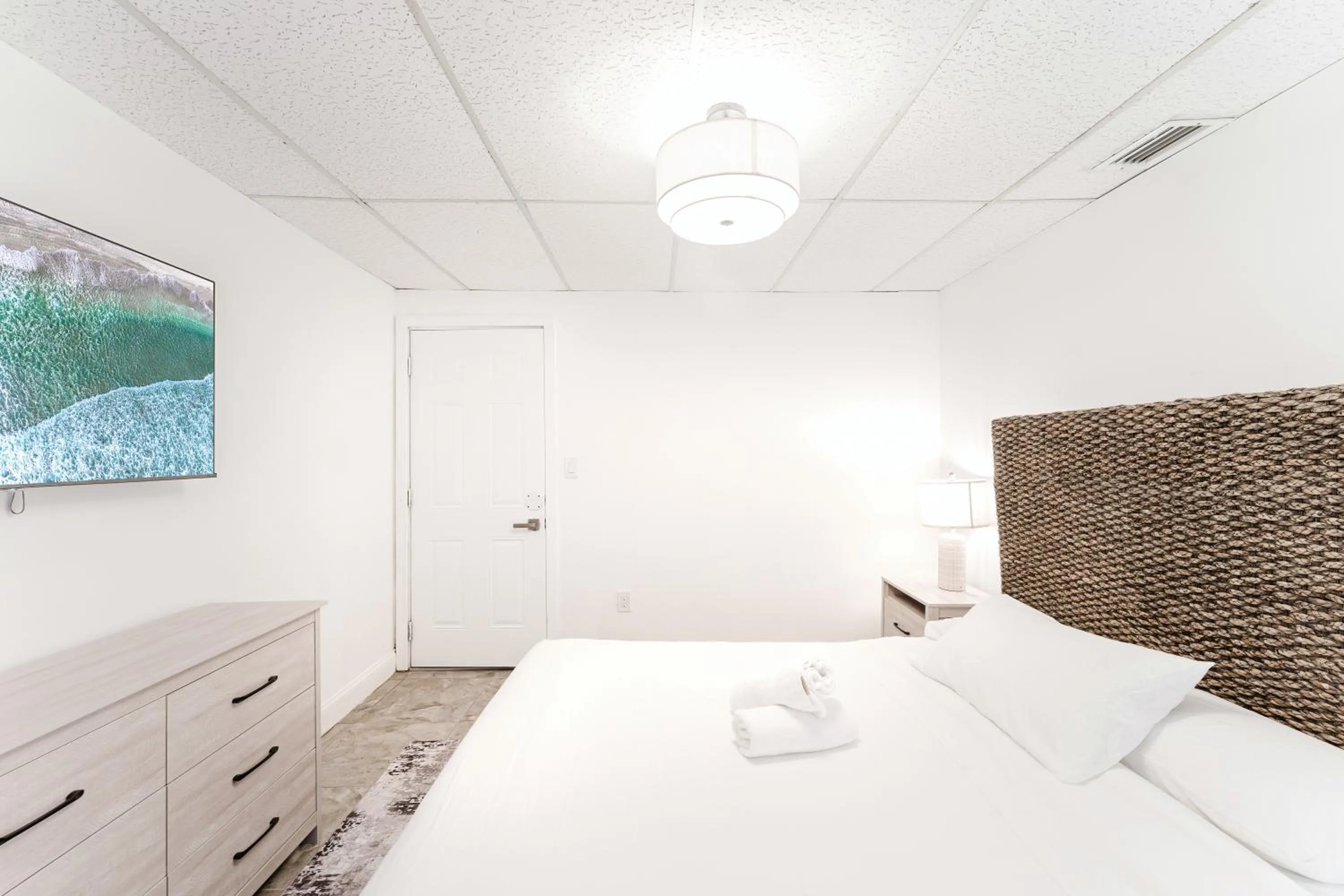 Bedroom, Bed in PRAIA Hotel Hollywood