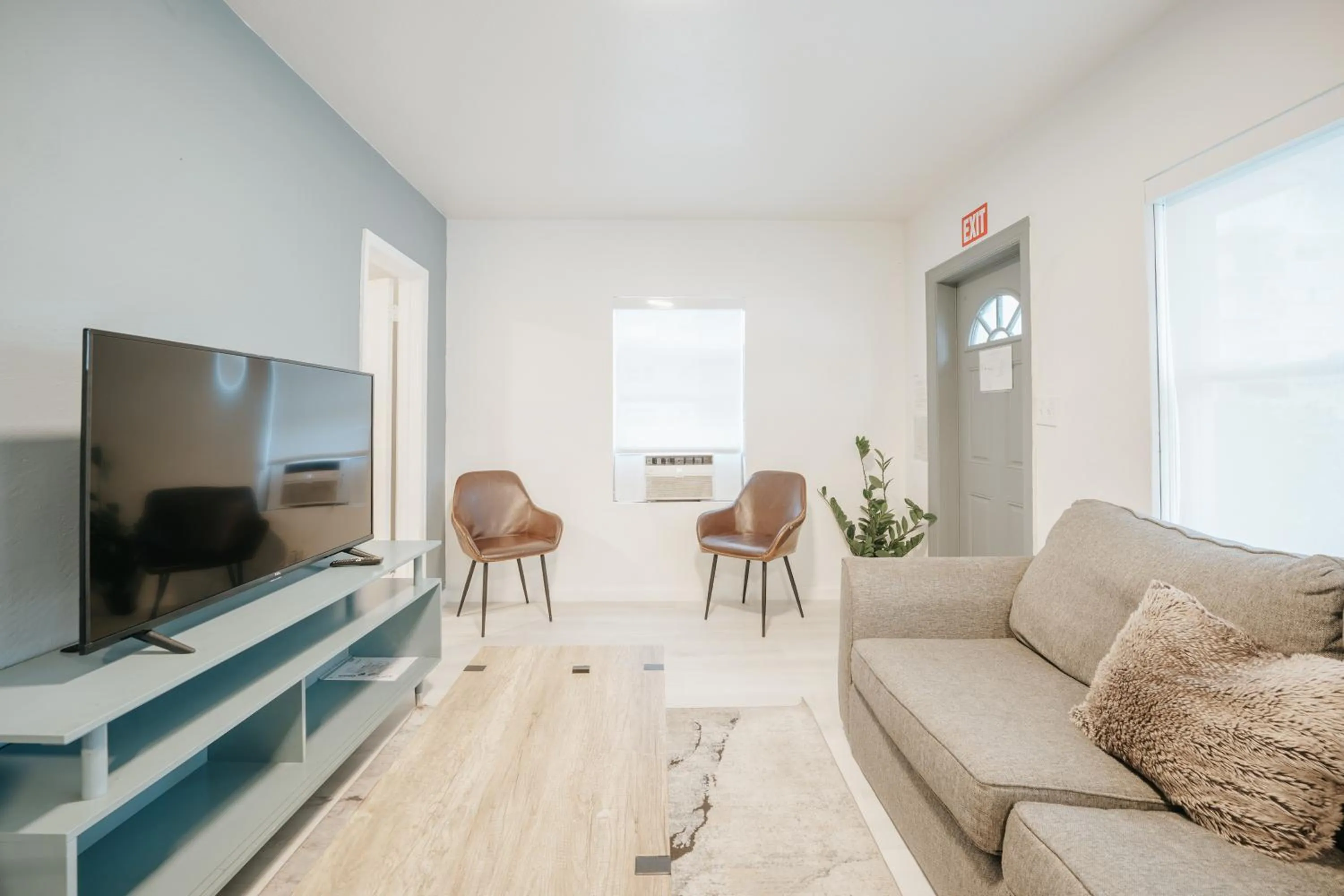 Living room in PRAIA Hotel Hollywood