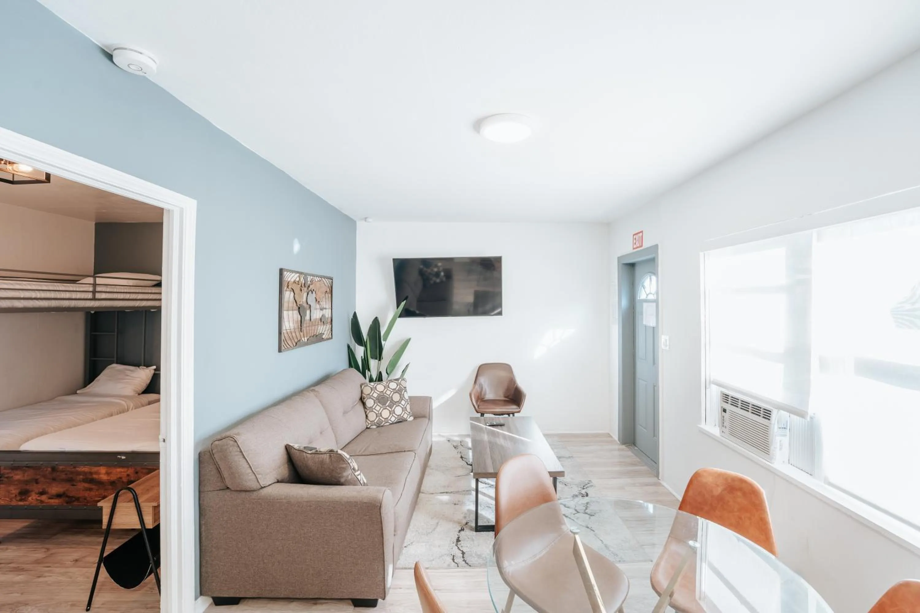 Living room in PRAIA Hotel Hollywood