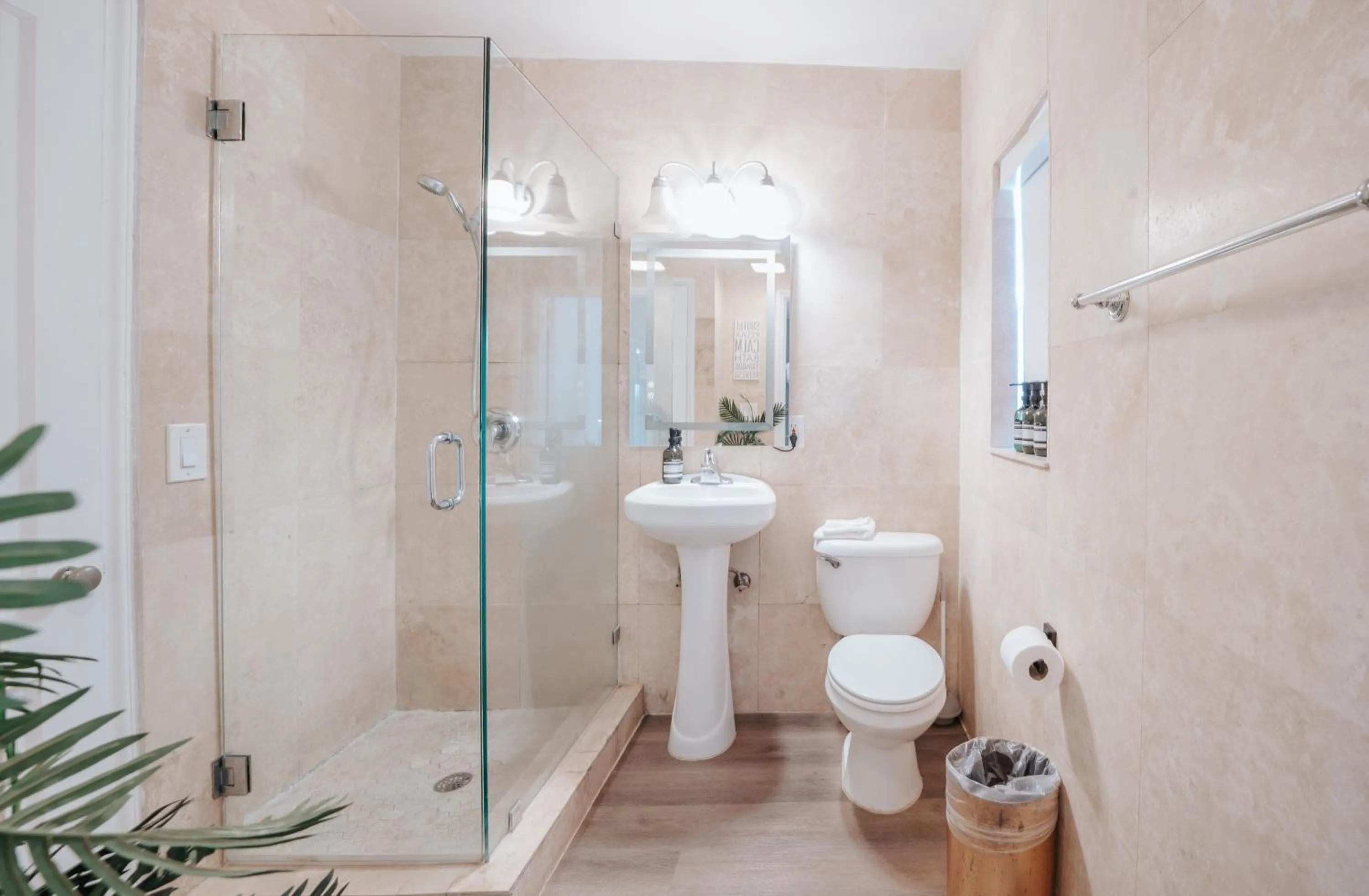 Bathroom in PRAIA Hotel Hollywood