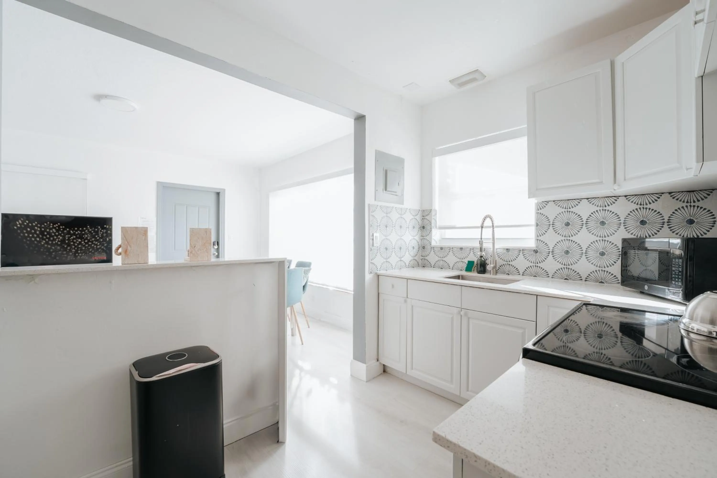 Kitchen or kitchenette in PRAIA Hotel Hollywood