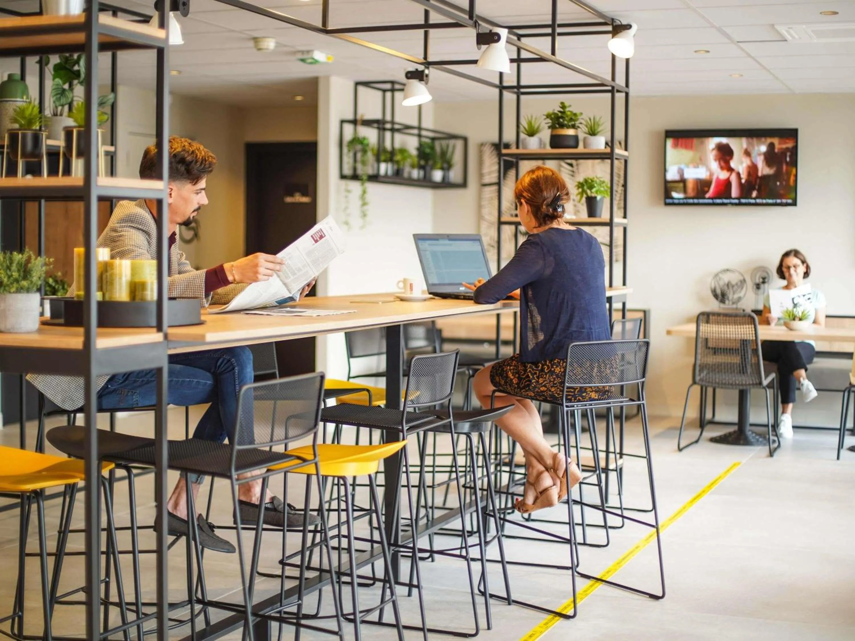 Property building in Ibis Tours Centre Giraudeau