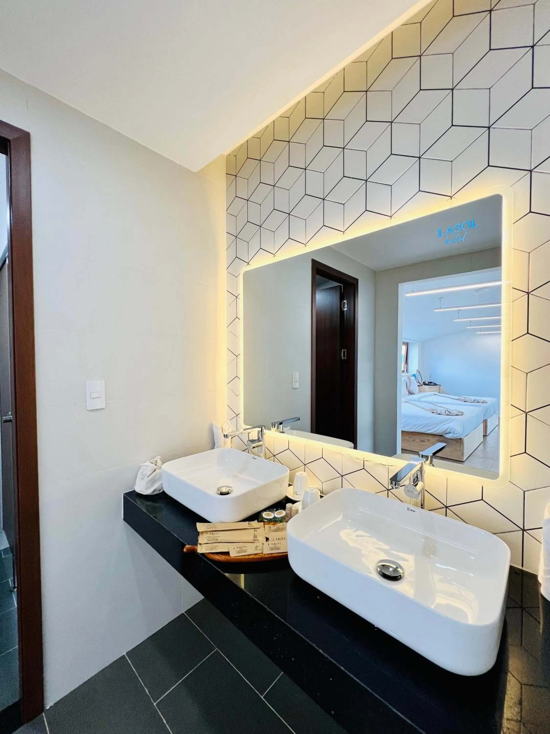 Bathroom in Lasol Boutique Hotel