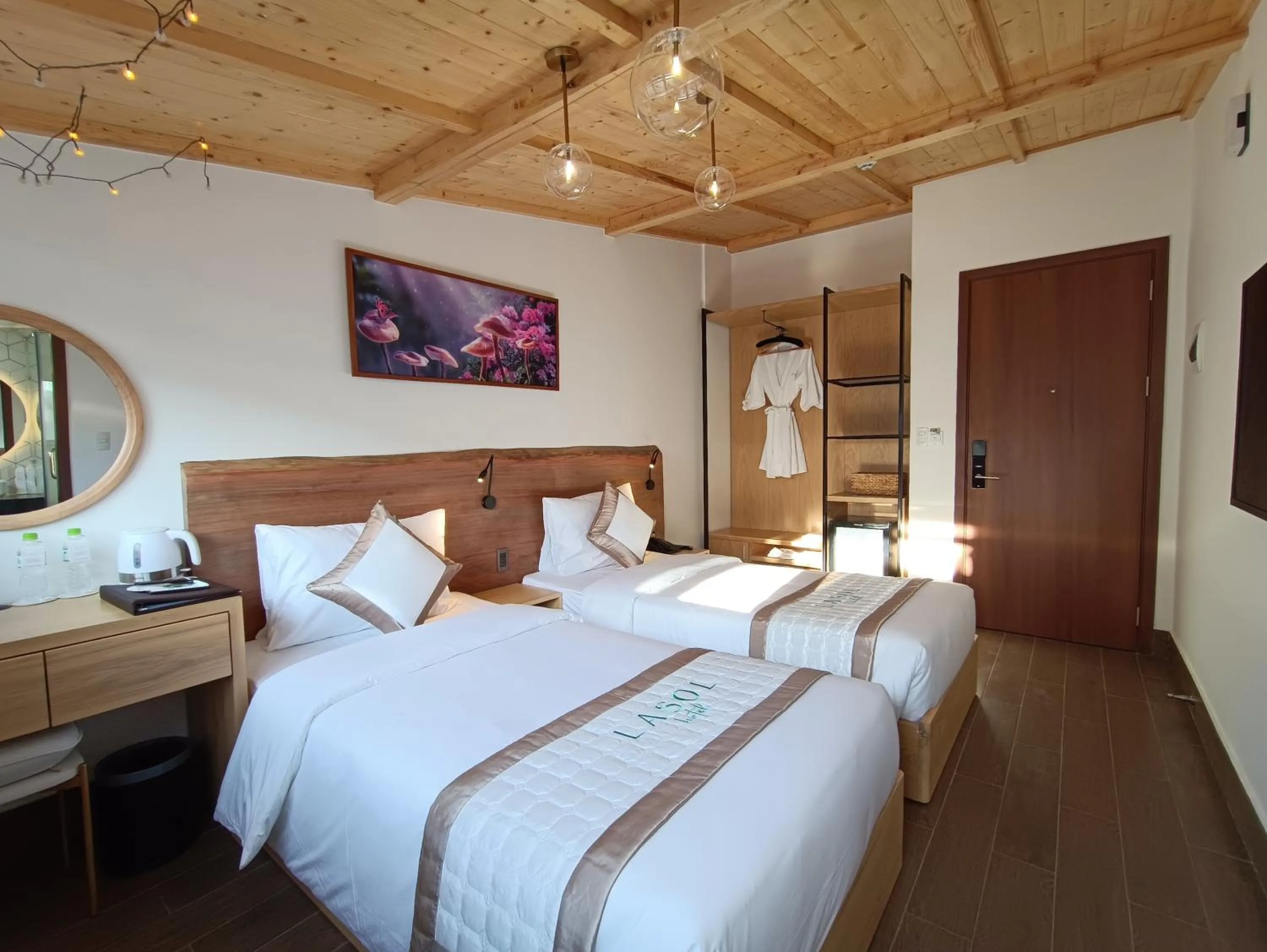 Bed in Lasol Boutique Hotel
