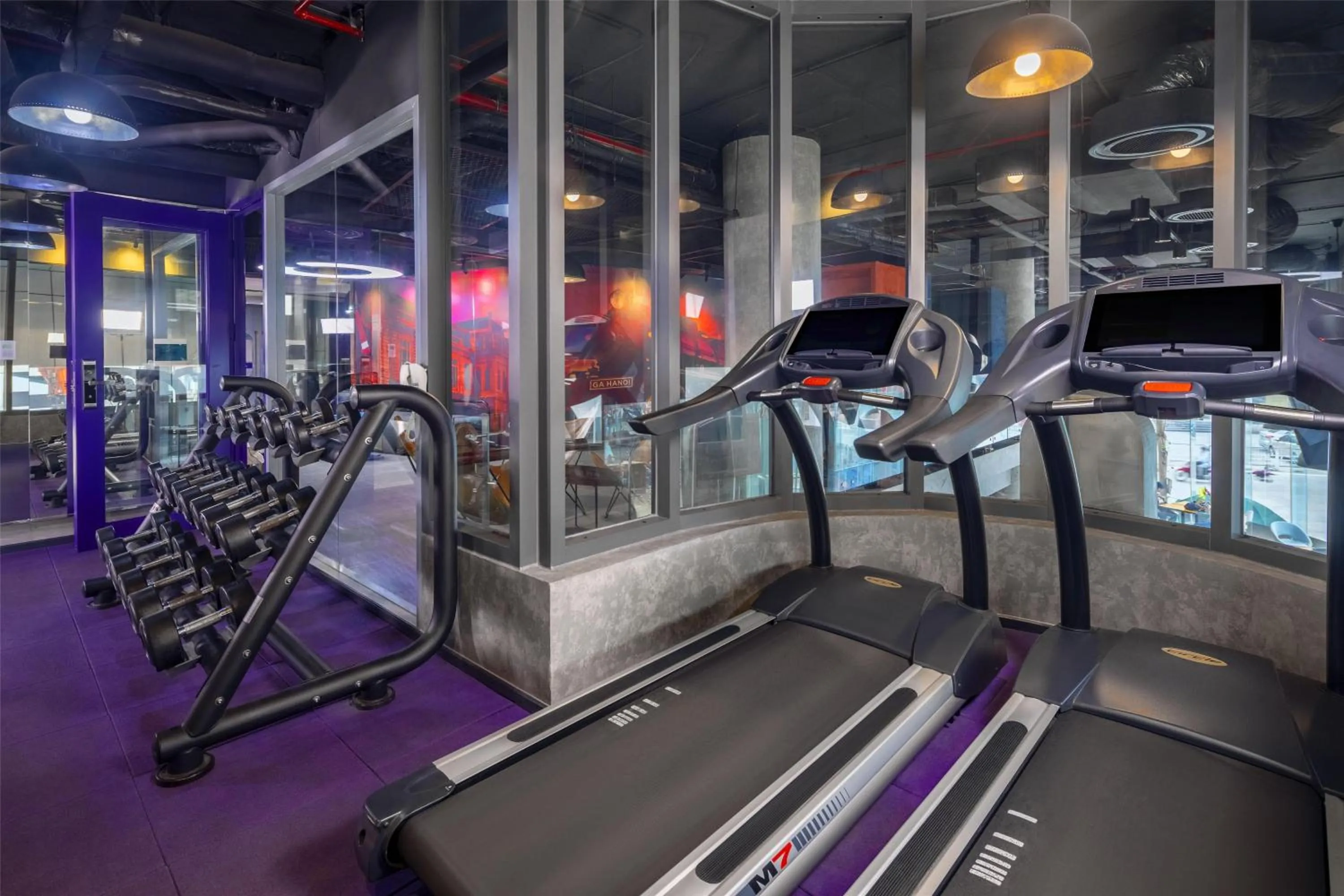 Fitness centre/facilities in Tru by Hilton Hoa Binh City Centre