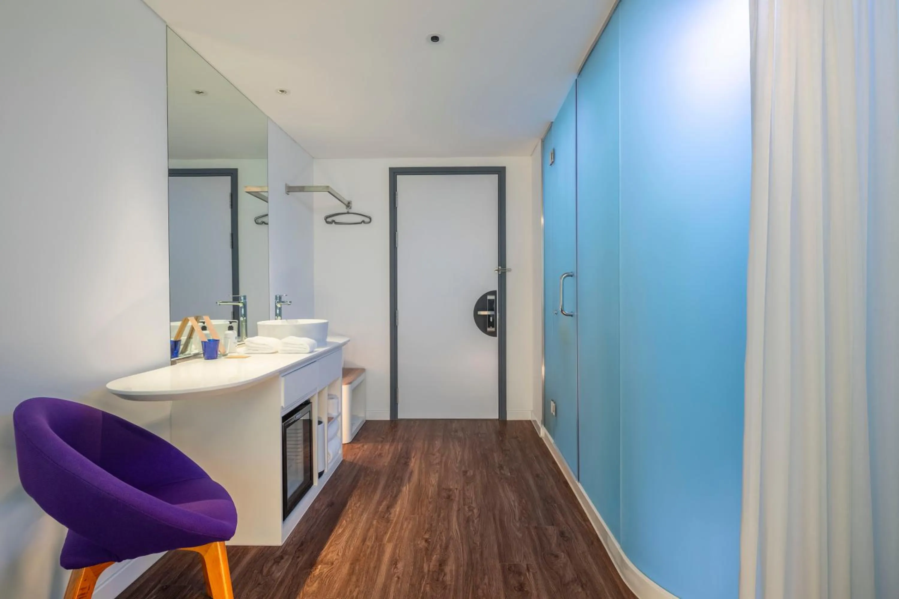 Bedroom in Tru by Hilton Hoa Binh City Centre