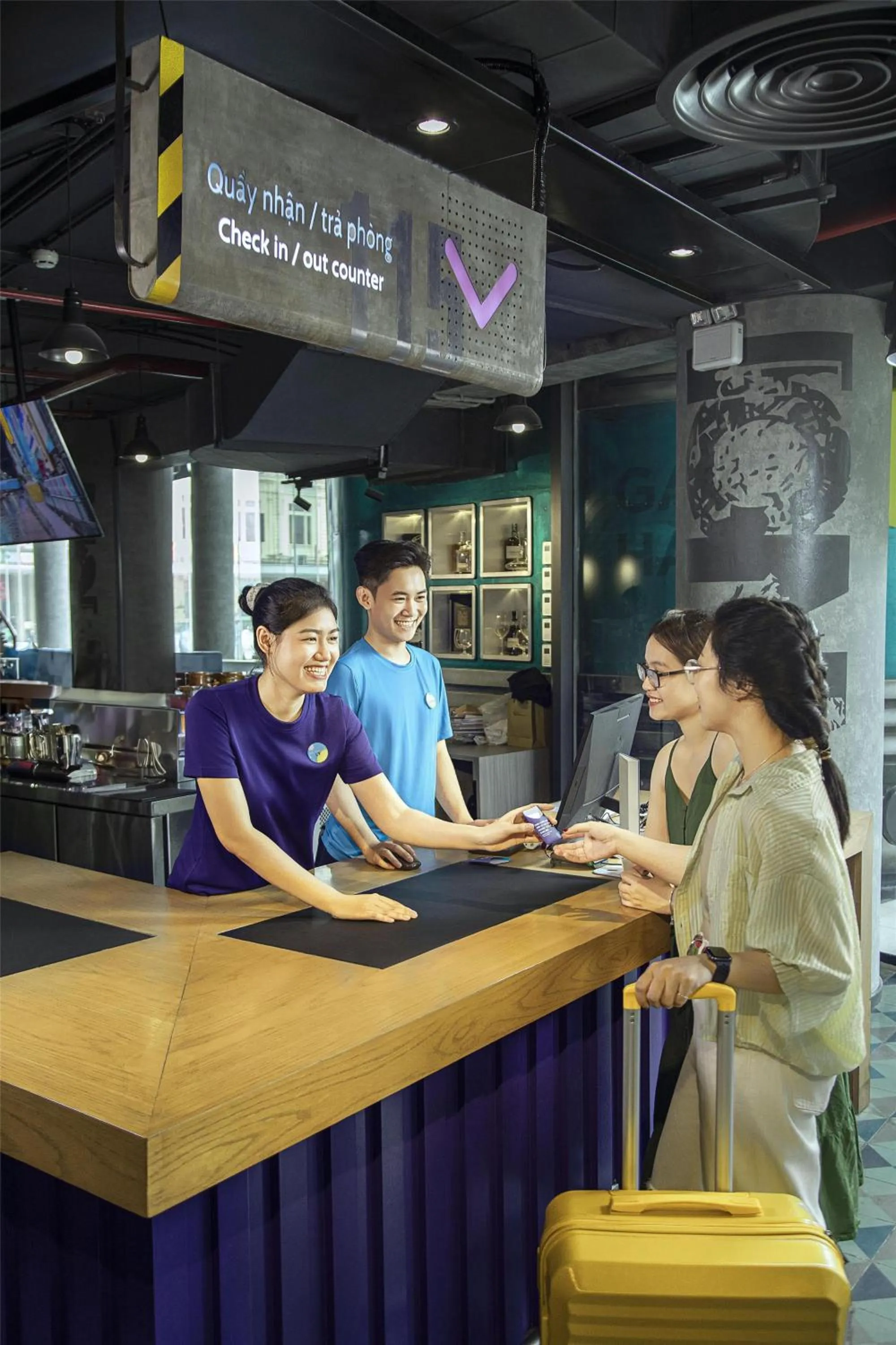 Lobby or reception in Tru by Hilton Viet Tri City Centre