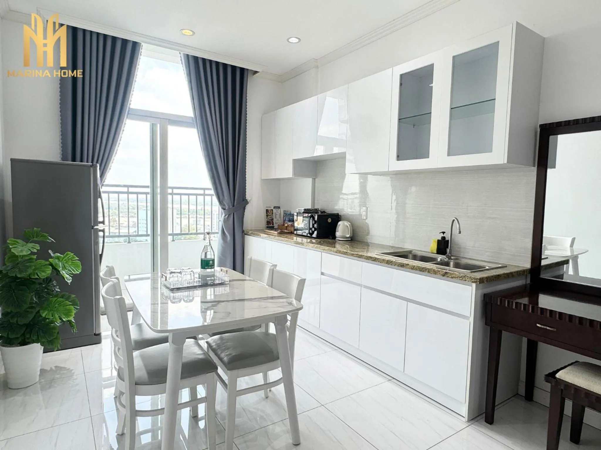 Căn hộ Khách sạn cao cấp Marina Long Xuyên