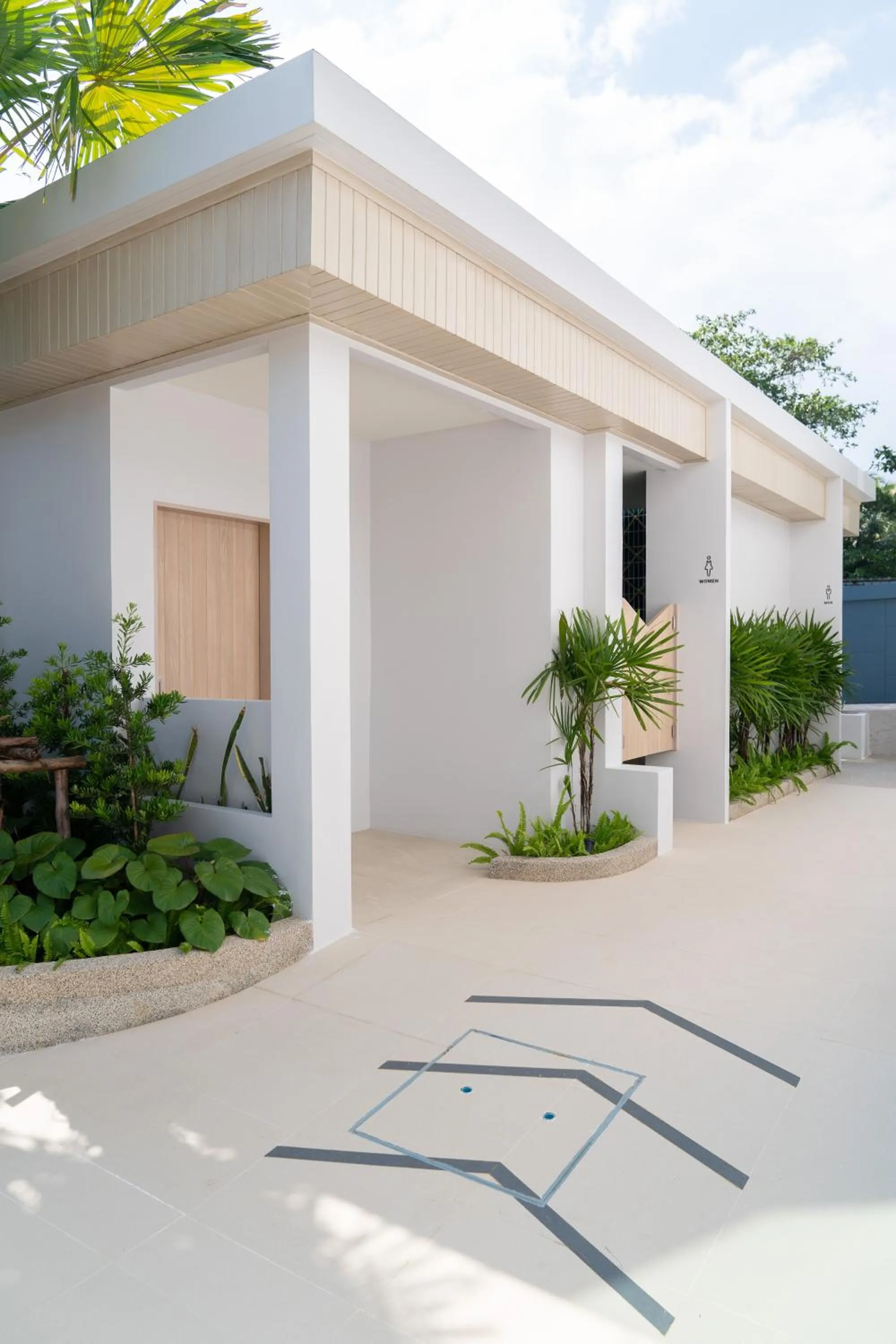 Property building in Panwaburi Beachfront Resort - SHA Extra Plus