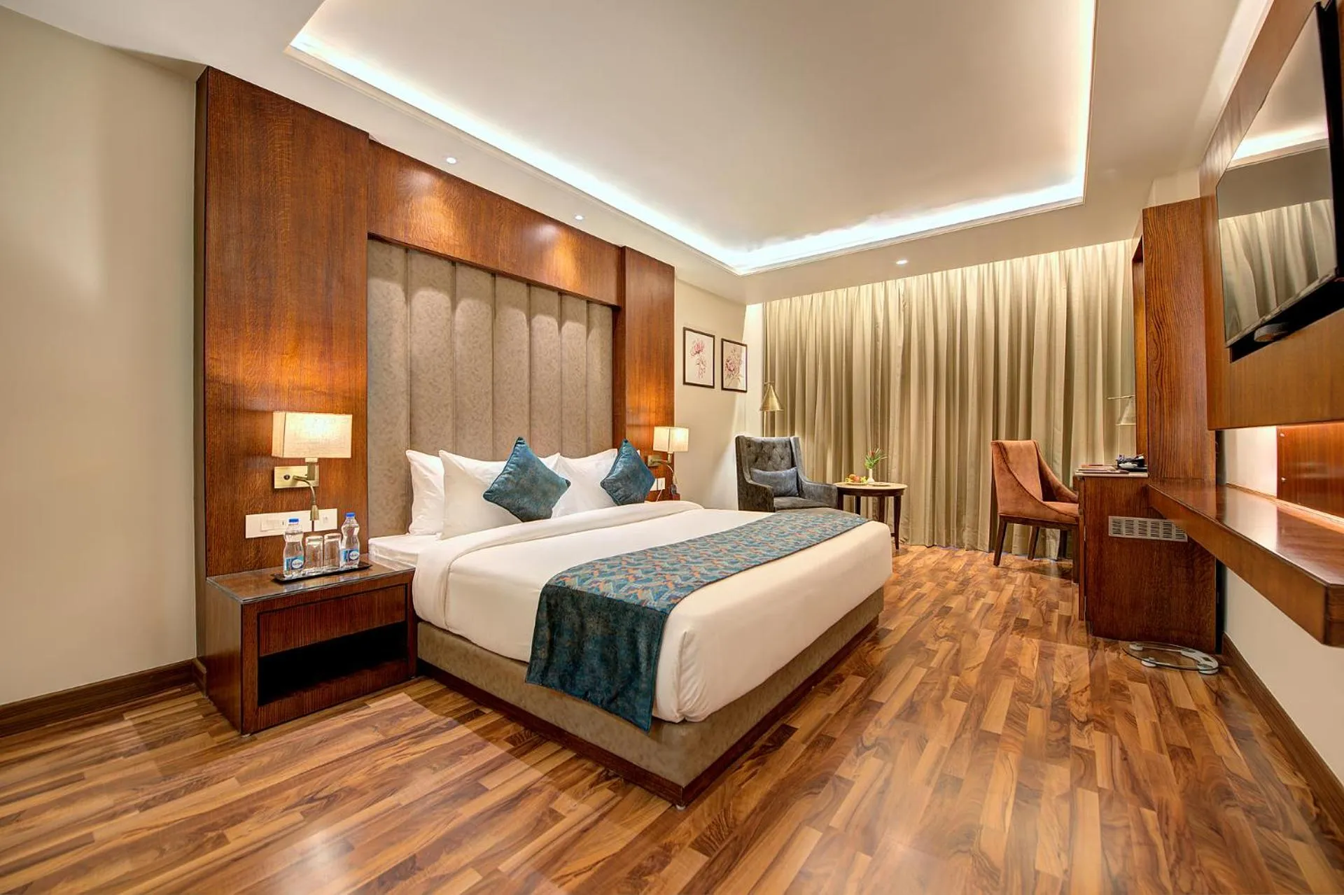 Photo of the whole room, Bed in Best Western Plus Revanta Mcleod Ganj