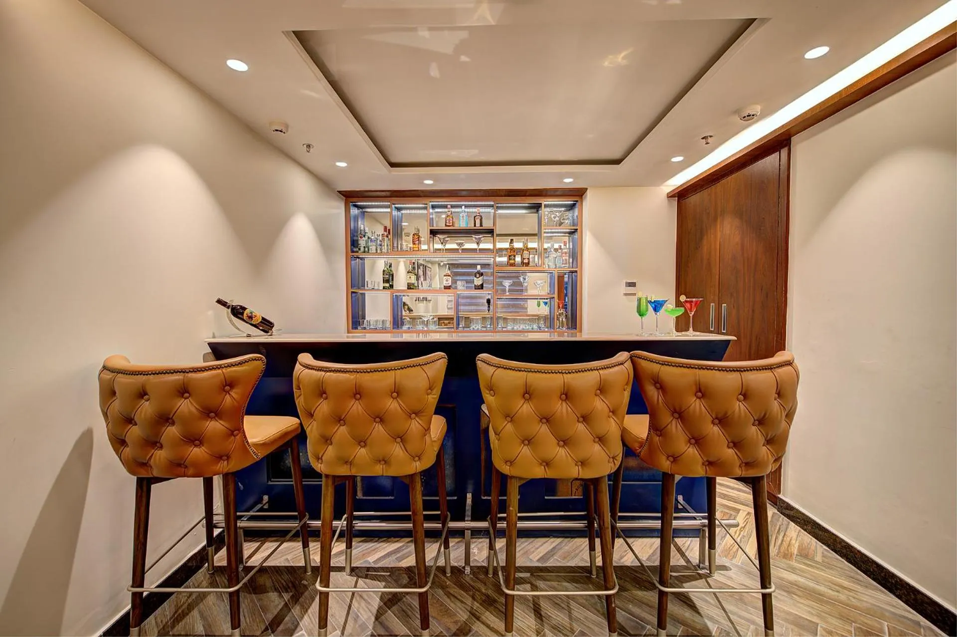 Lounge or bar in Best Western Plus Revanta Mcleod Ganj