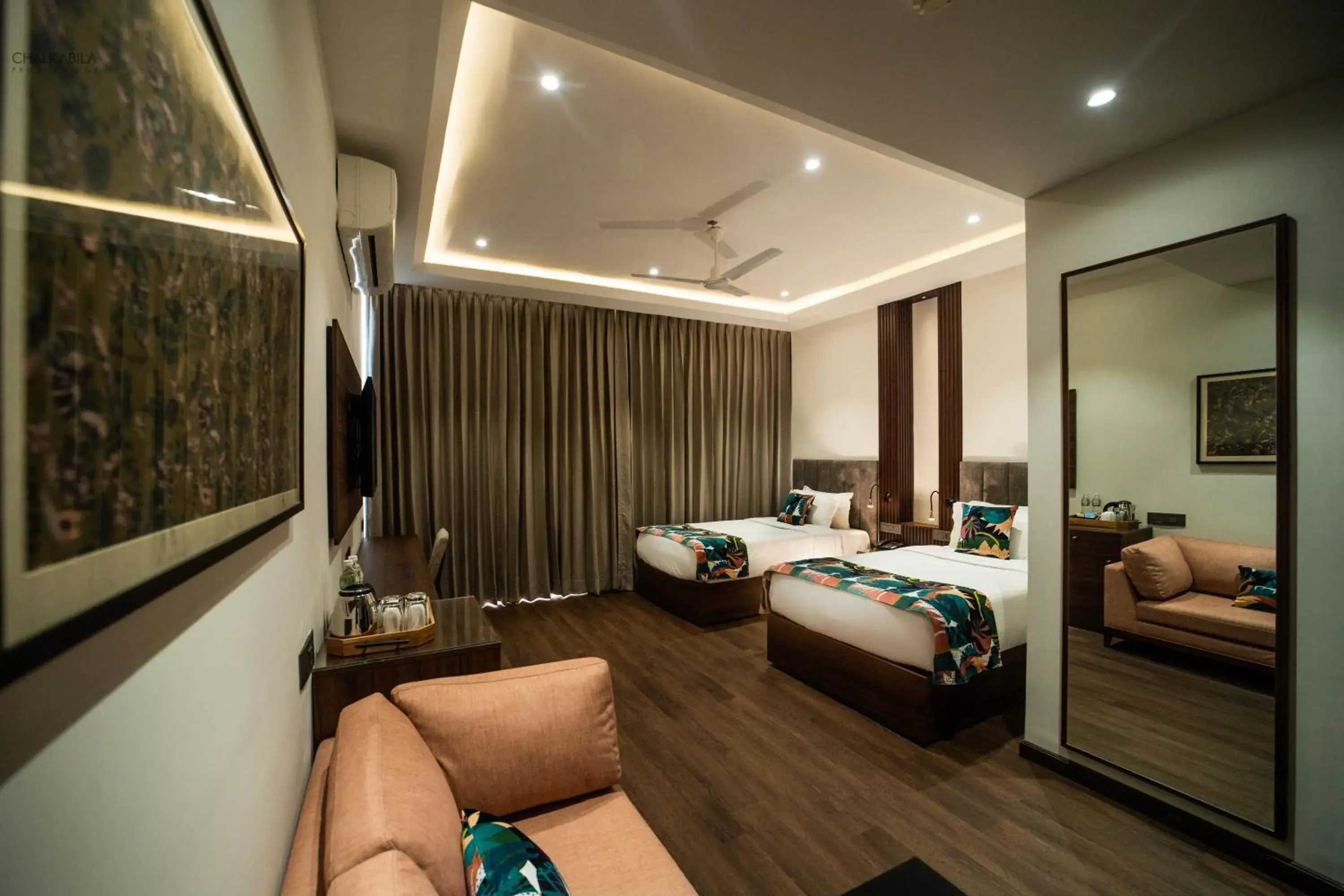 Elegant Twin Bed Room in Aura Boutique Hotel Elegant Twin Bed Room in Aura Boutique Hotel