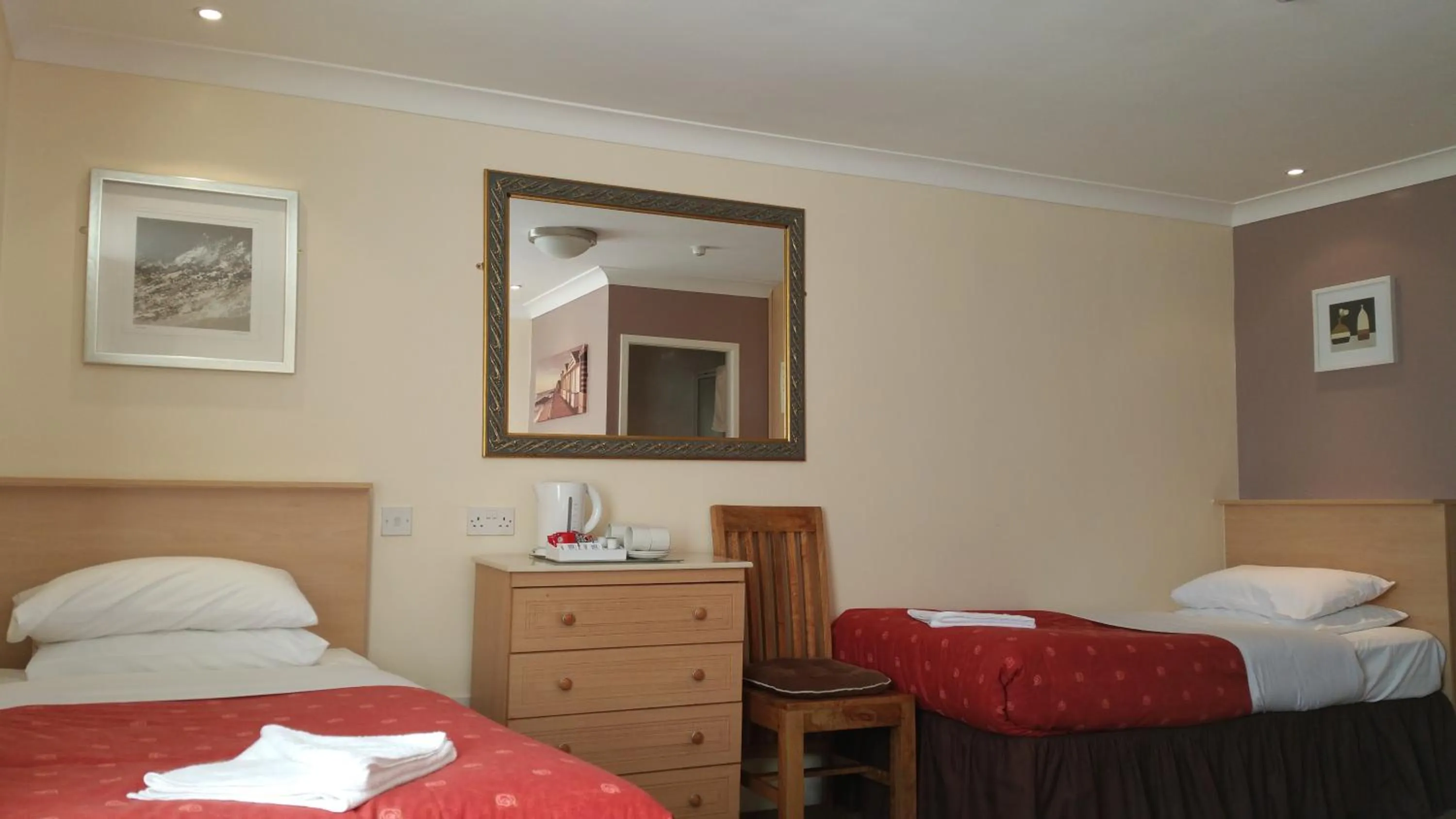 Bed in Westholme Hotel