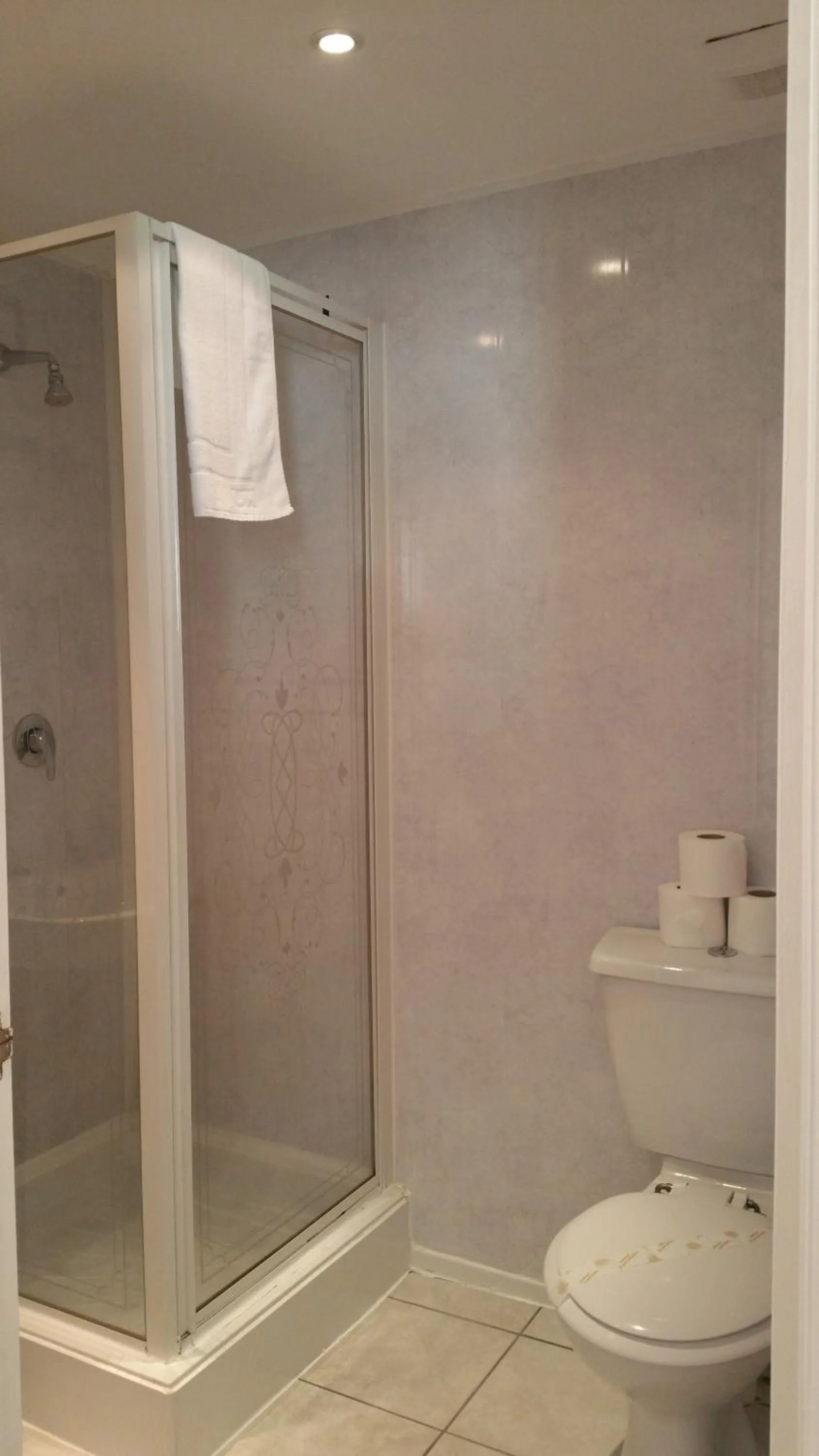 Bathroom in Westholme Hotel