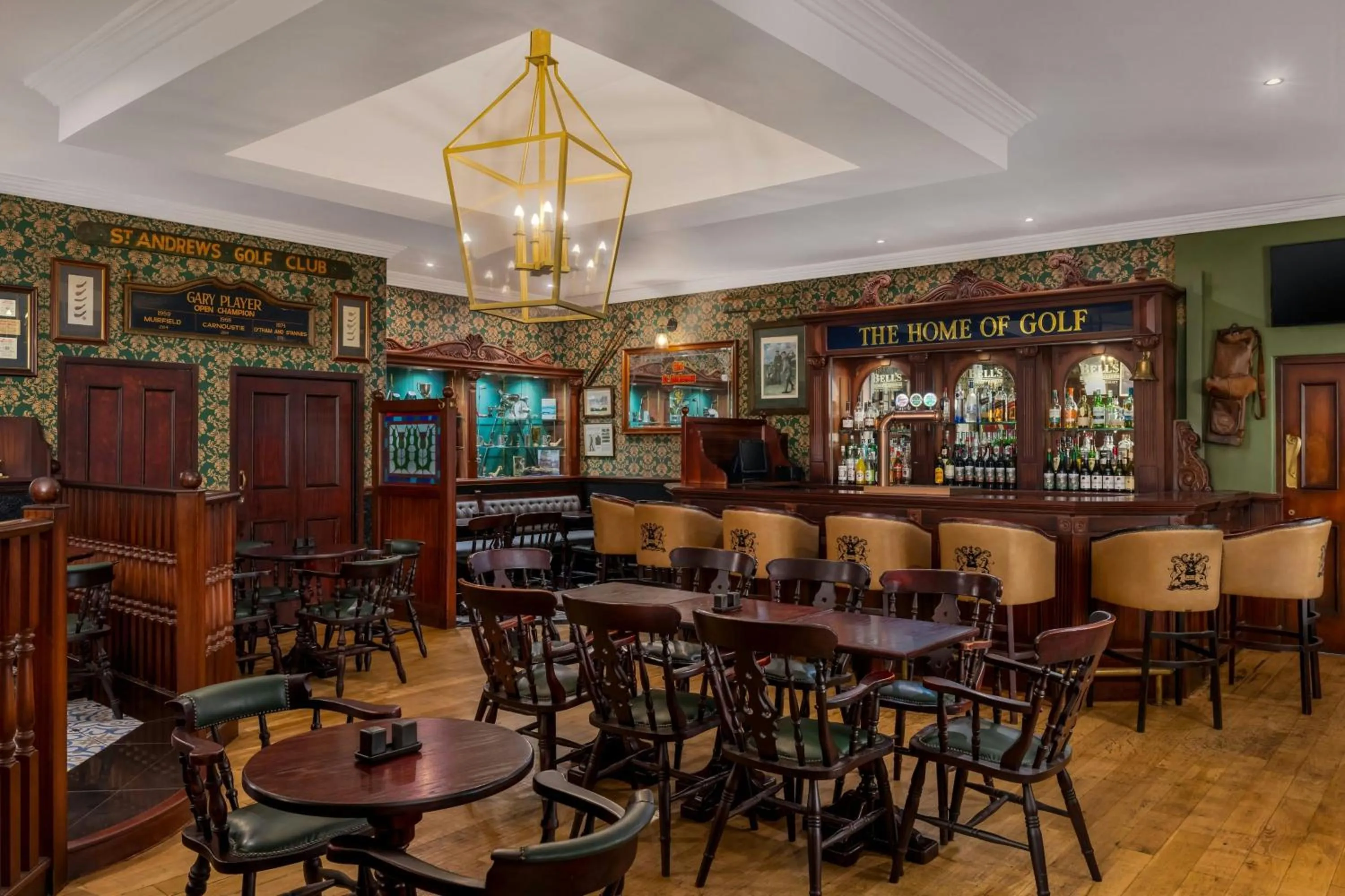 Restaurant/places to eat in Lord Charles Hotel, Somerset West, a Tribute Portfolio Hotel