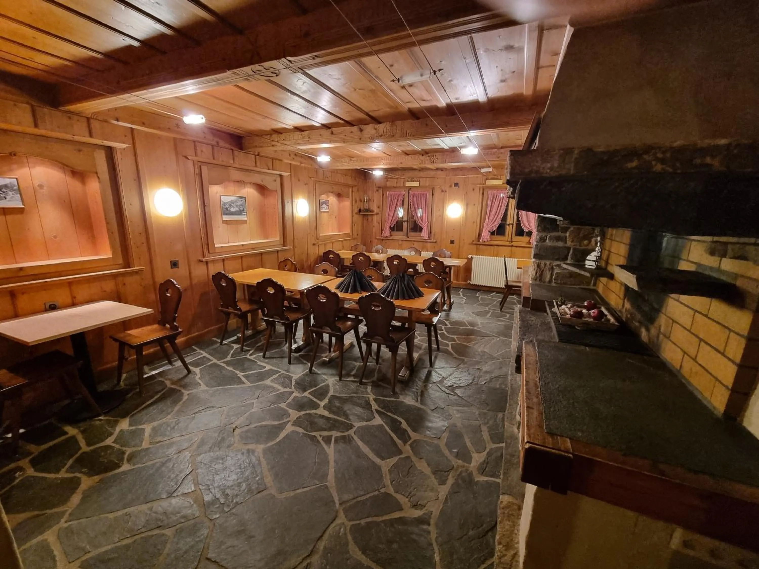 Banquet/Function facilities in Le Catogne