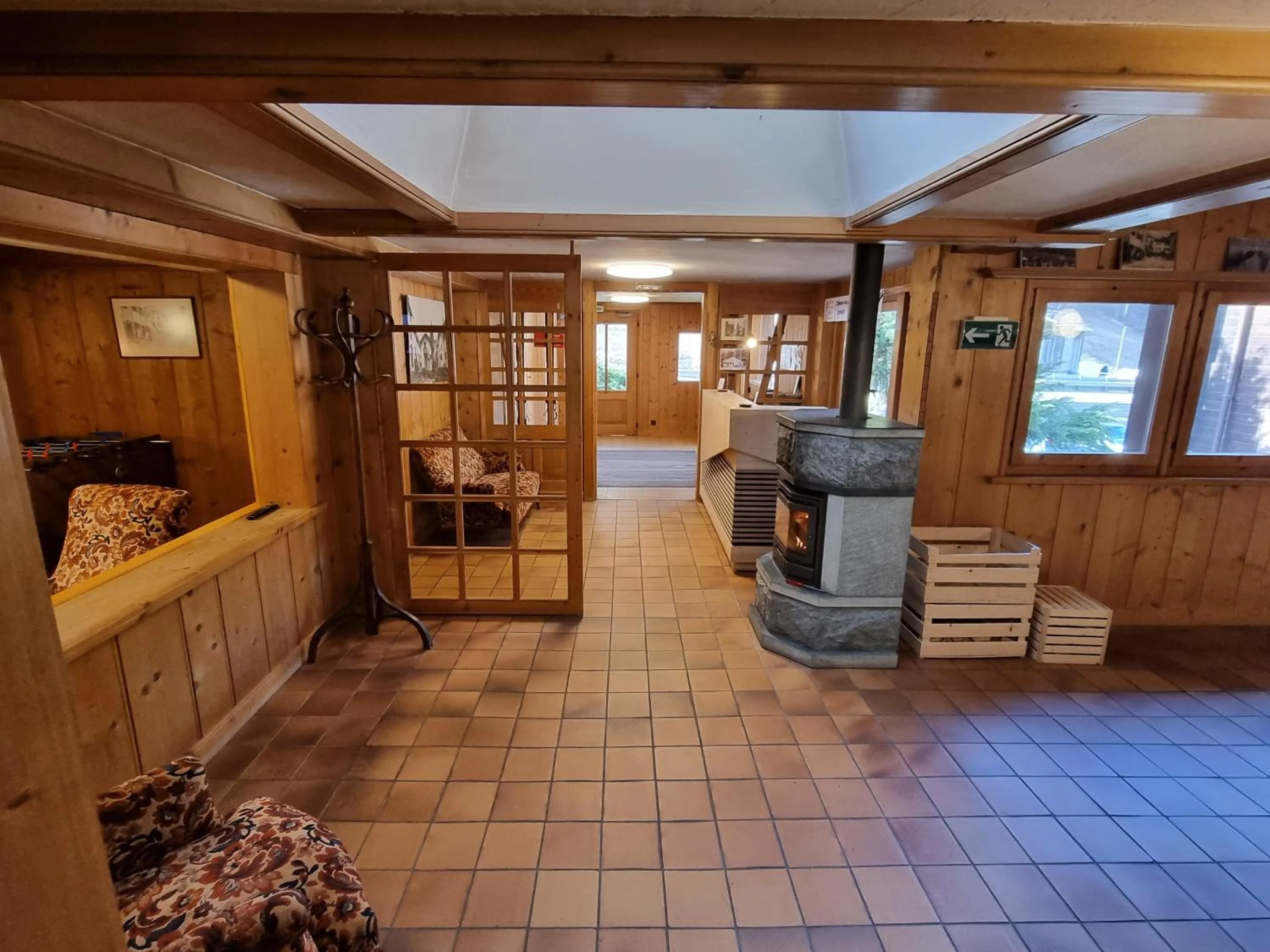 Lobby or reception in Le Catogne