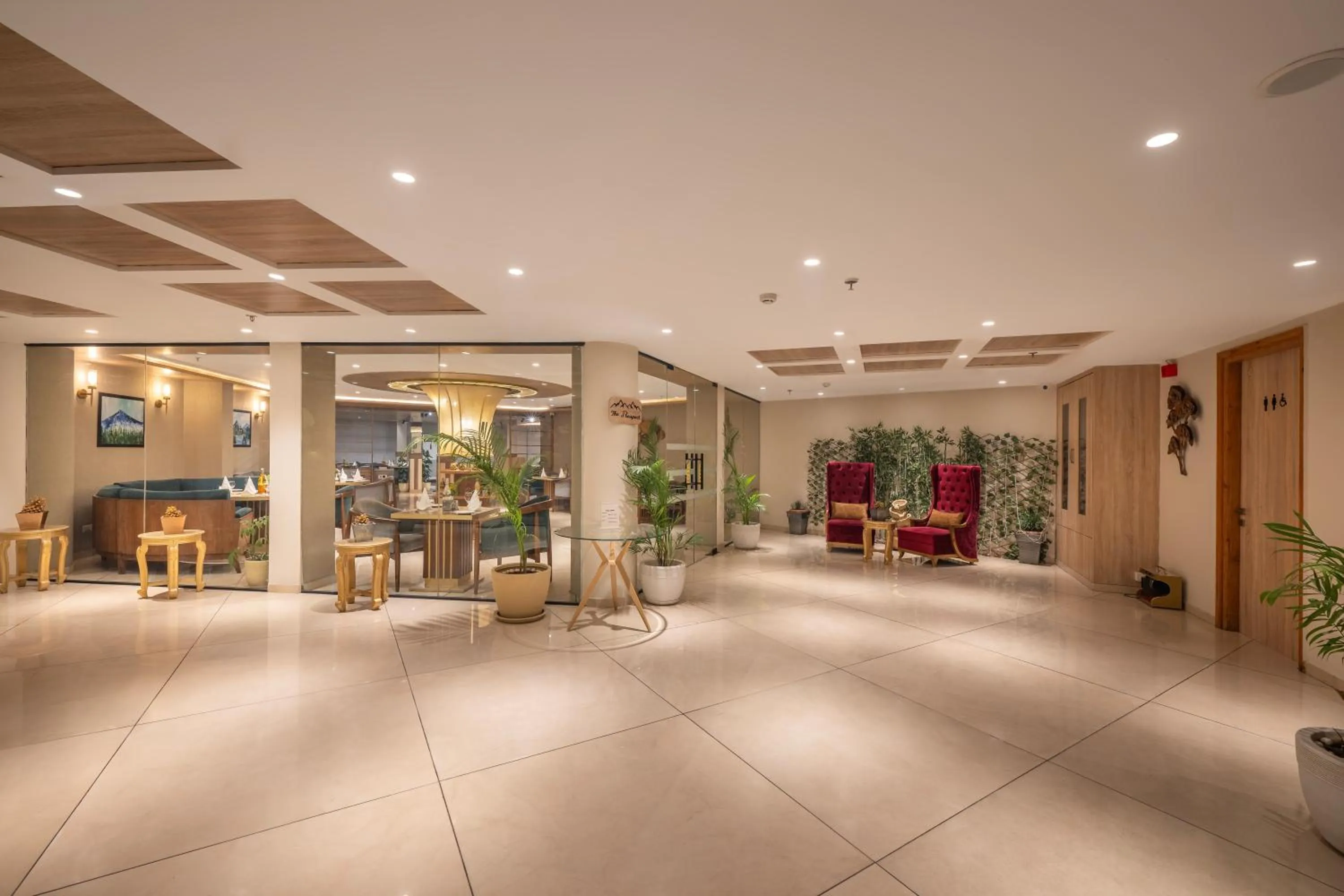 Restaurant/places to eat in Snow Valley Heights