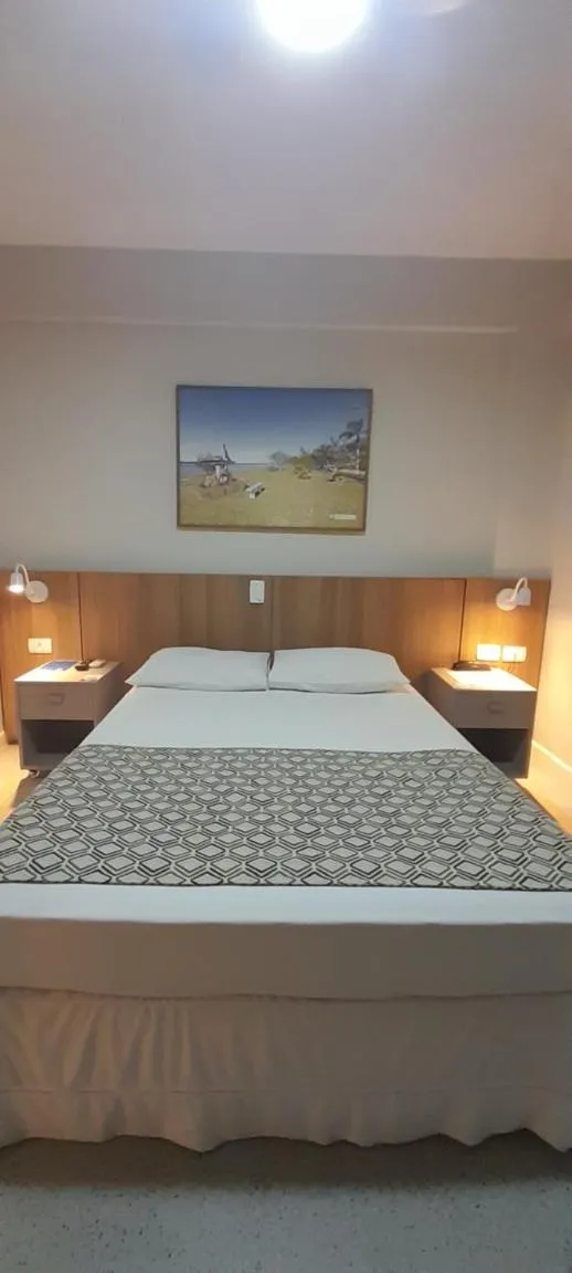 Bed in Hotel Bandeirantes da Barra