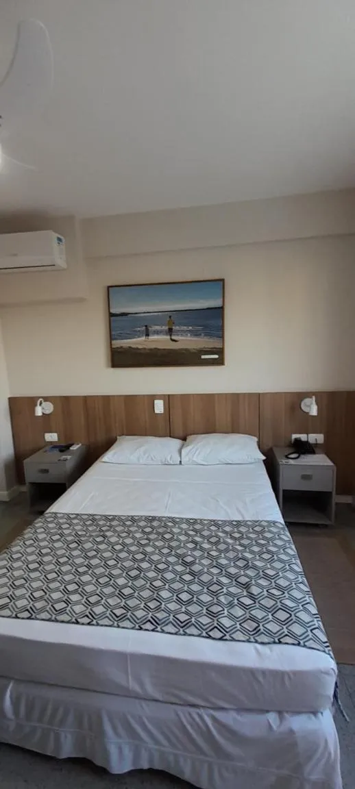 Bed in Hotel Bandeirantes da Barra