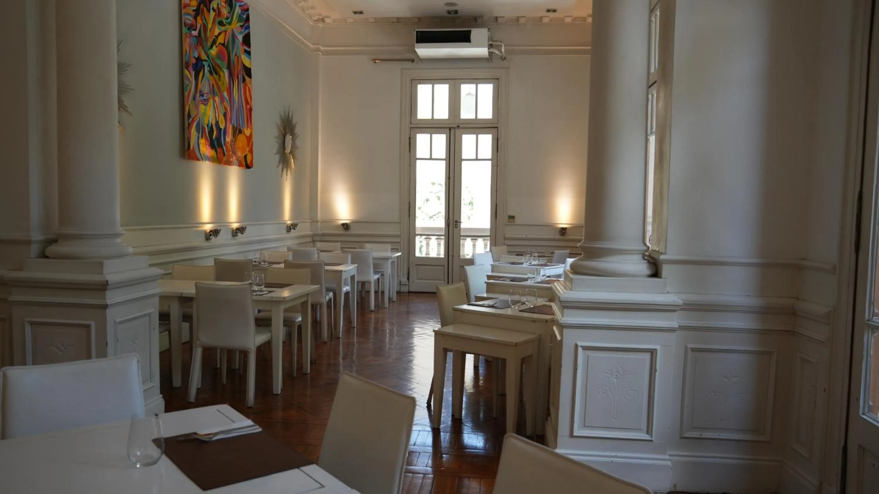 Restaurant/places to eat in Design Suites Salta